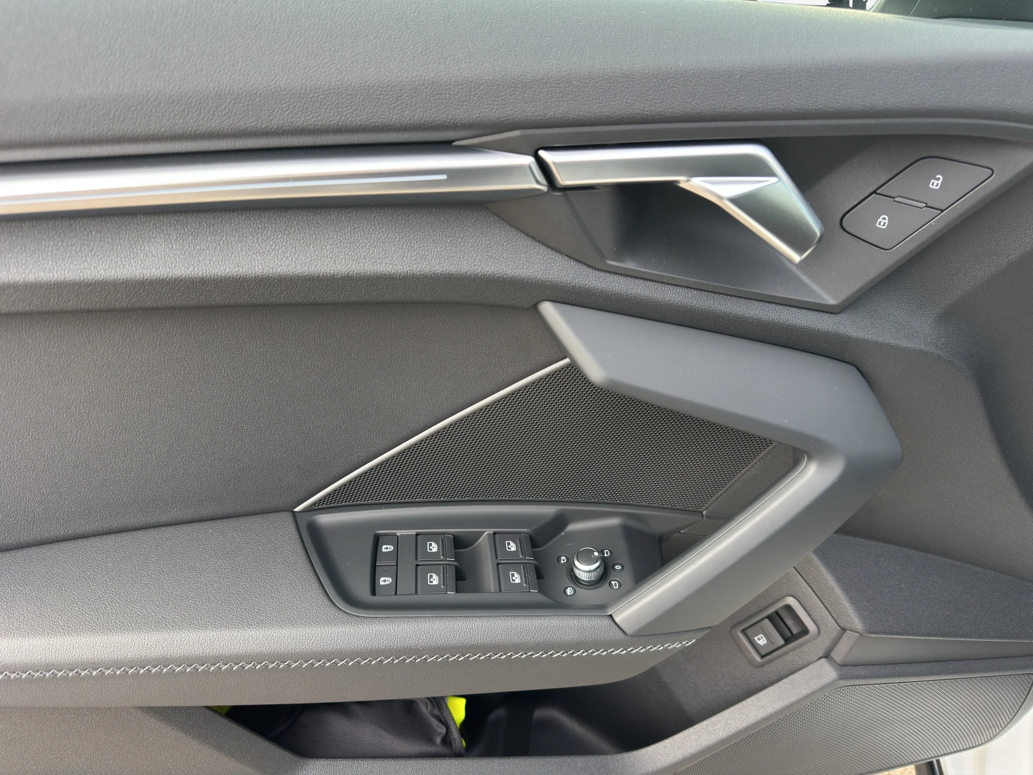 Audi A3 SPORTBACK 40 TFSI S-TRONIC S-LINE EDITION IBRIDA PLUG-IN 2024 — foto 12 di 23