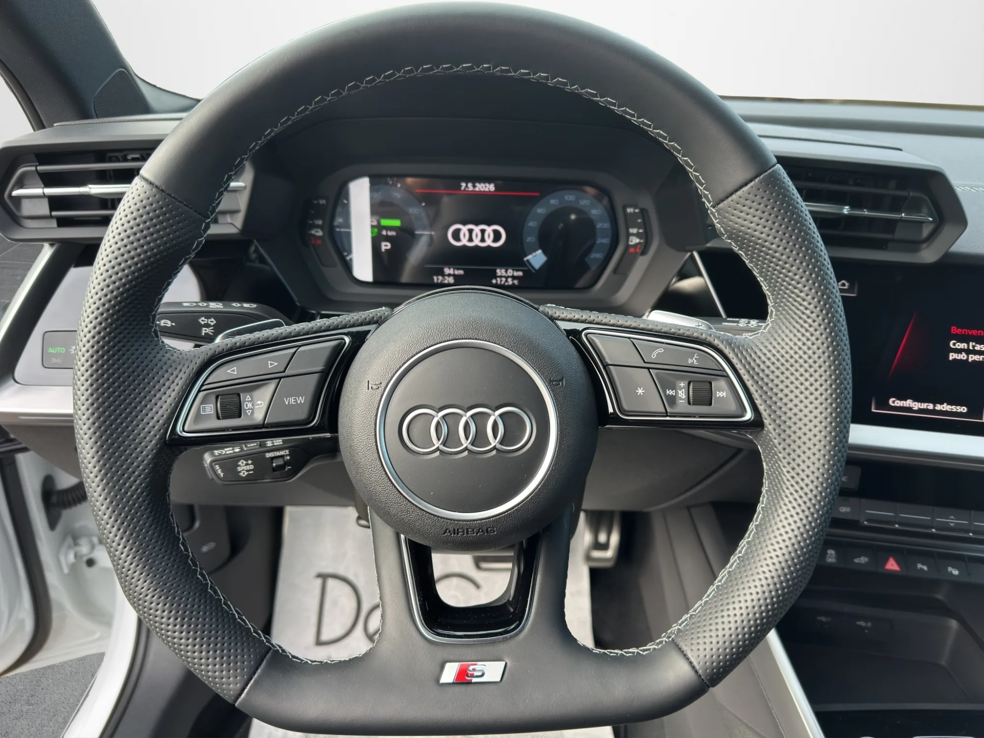 Audi A3 SPORTBACK 40 TFSI S-TRONIC S-LINE EDITION IBRIDA PLUG-IN 2024 — foto 10 di 23