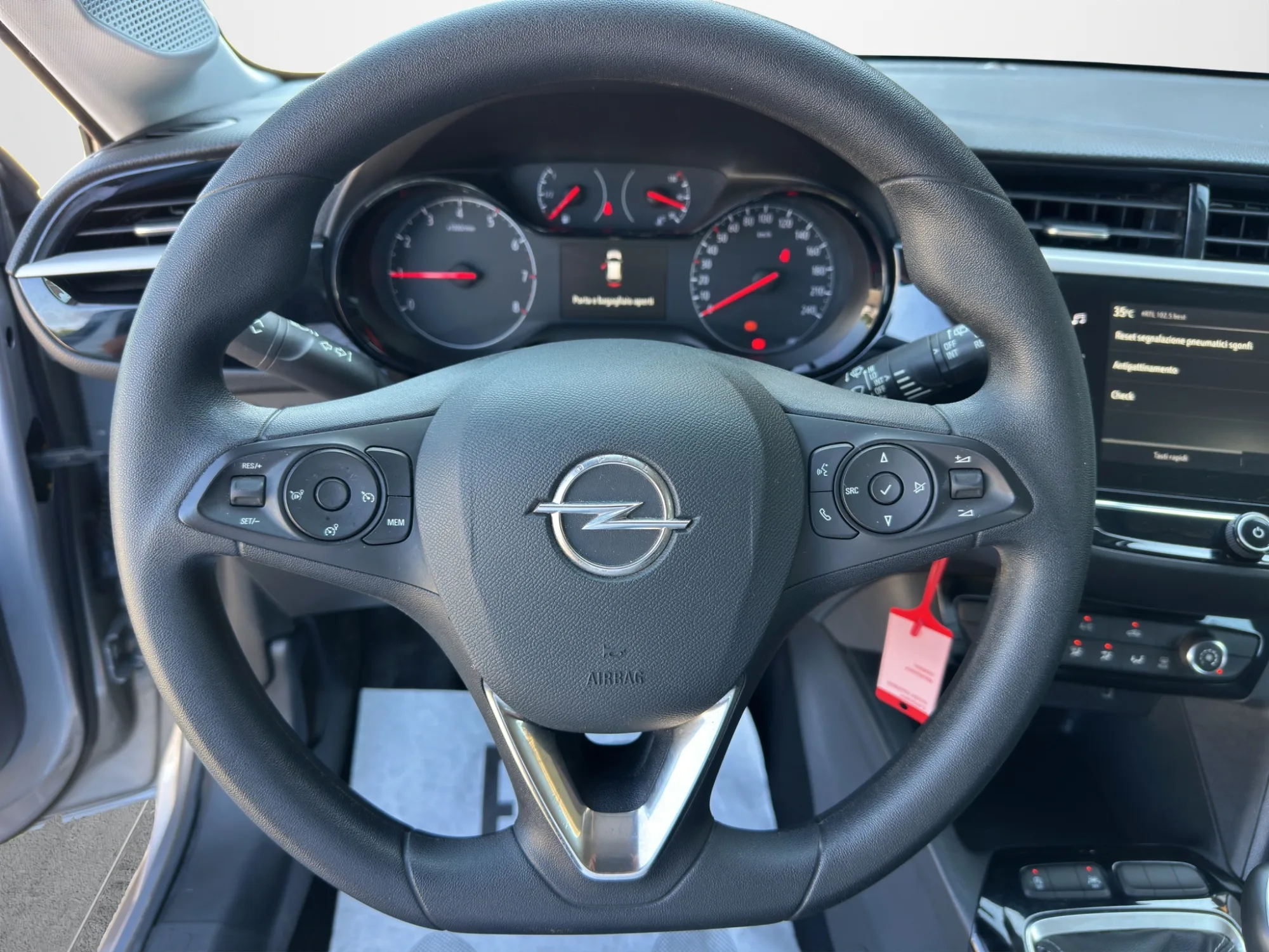 Opel Corsa 1.2 100 Cv. Edition 2021 — foto 10 di 20