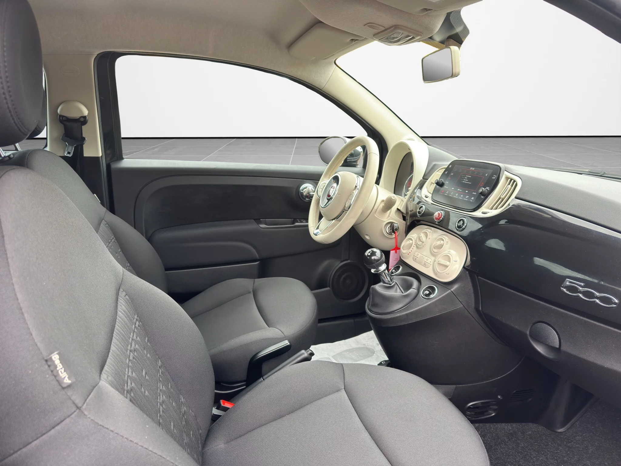 Fiat 500 1.0 HYBRID 2023 — foto 18 di 20
