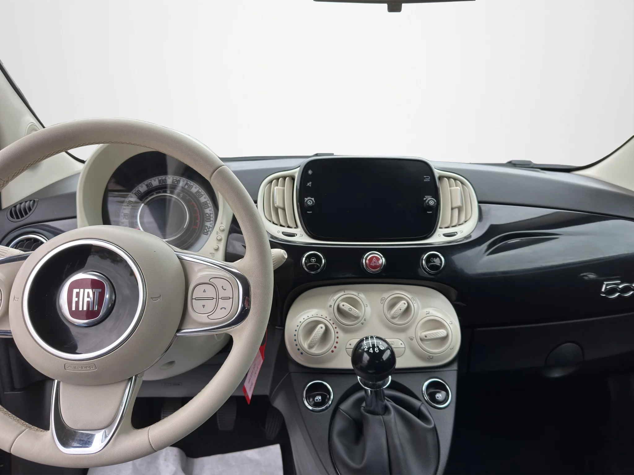 Fiat 500 1.0 HYBRID 2023 — foto 14 di 20