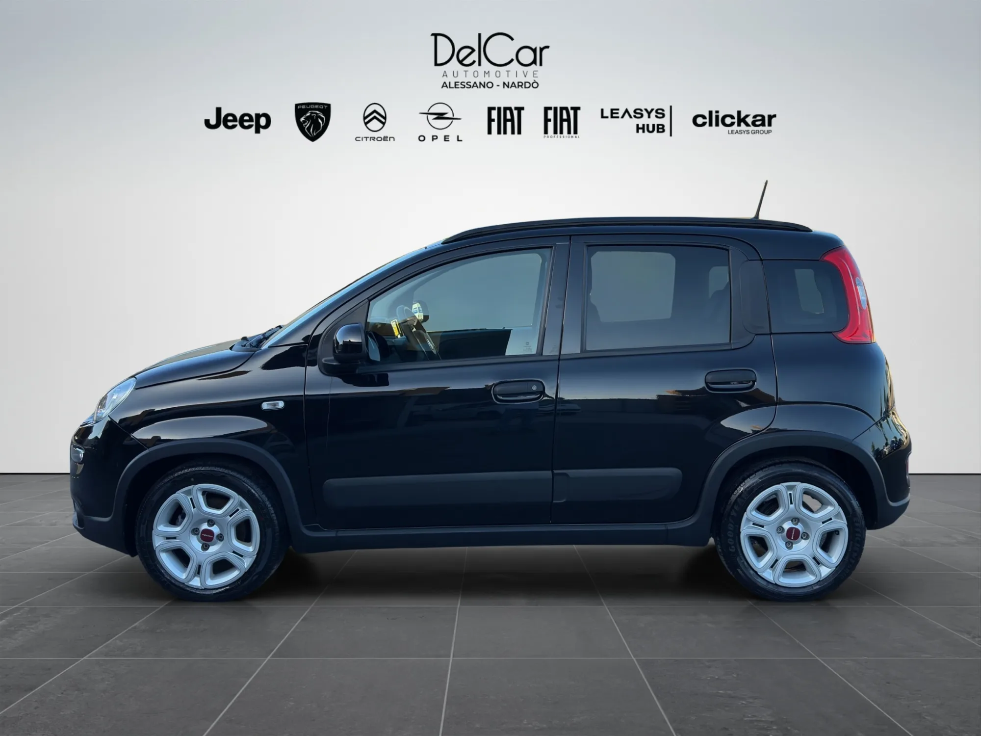 Fiat Panda 1.0 70 Cv. Hybrid City Life 2023 — foto 3 di 19