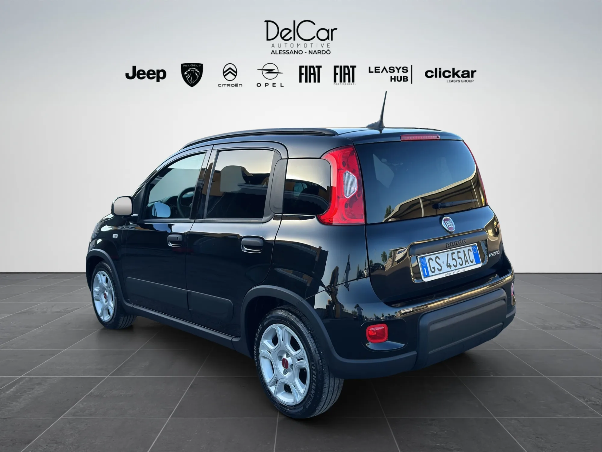 Fiat Panda 1.0 70 Cv. Hybrid City Life 2023 — foto 4 di 19