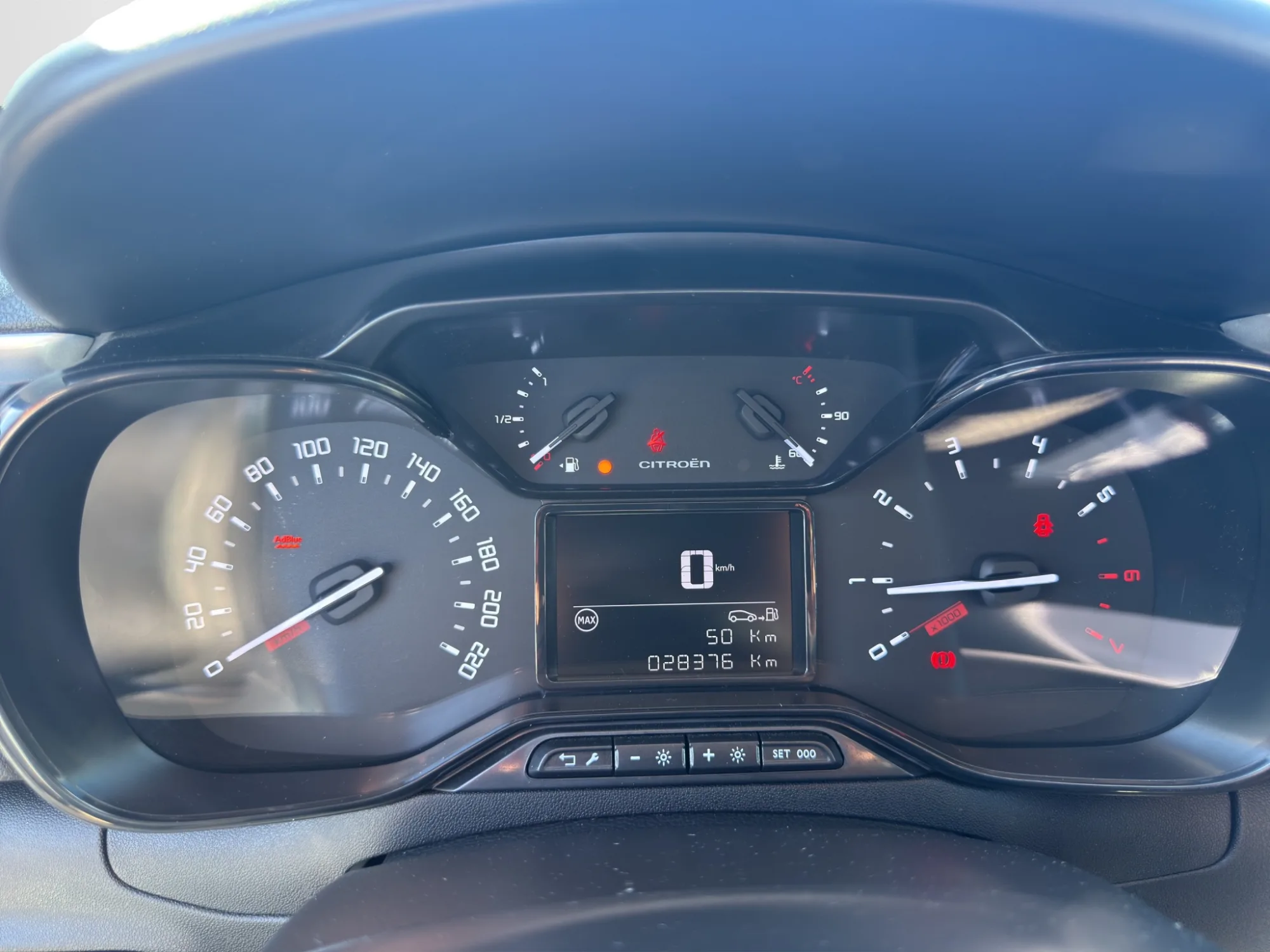 Citroën C3 1.5 BlueHDI 100 Cv. Plus 2024 — foto 10 di 18