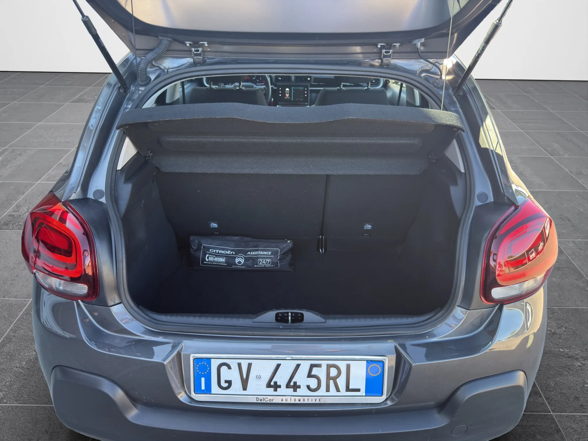Citroën C3 1.5 BlueHDI 100 Cv. Plus 2024 — foto 16 di 18