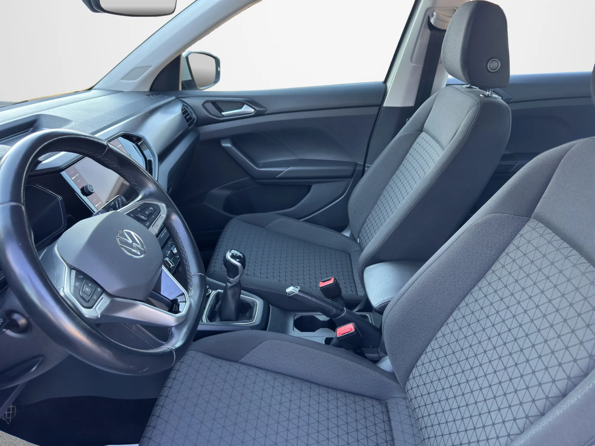 Volkswagen T-Cross 1.0 TSI 95 CV Style 2022 — foto 9 di 21