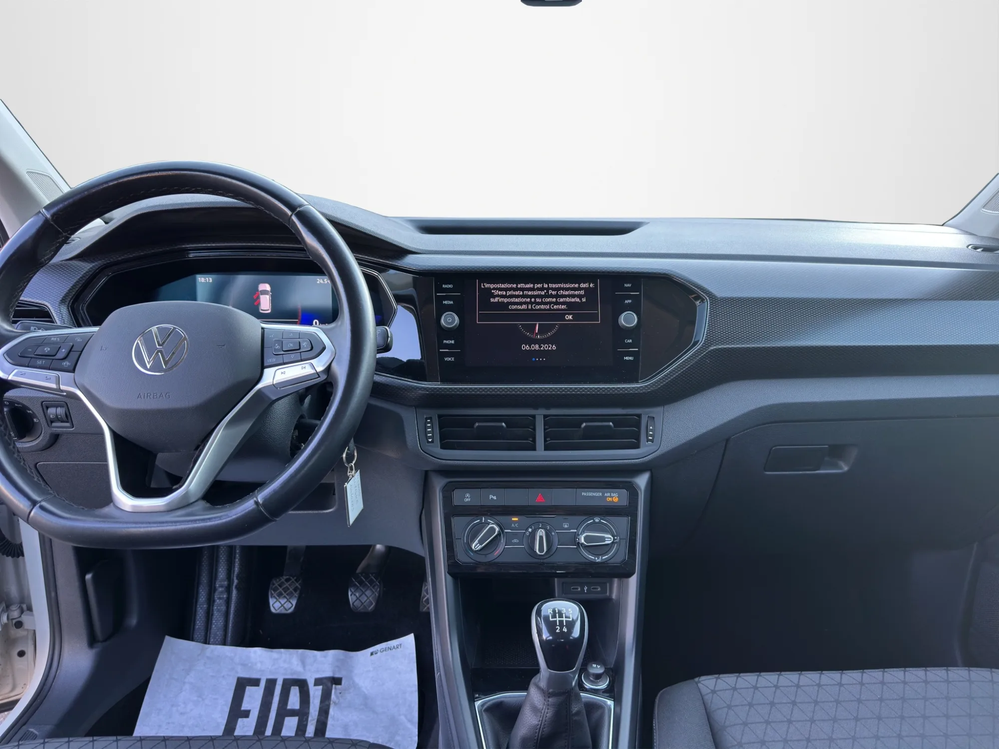 Volkswagen T-Cross 1.0 TSI 95 CV Style 2022 — foto 14 di 21