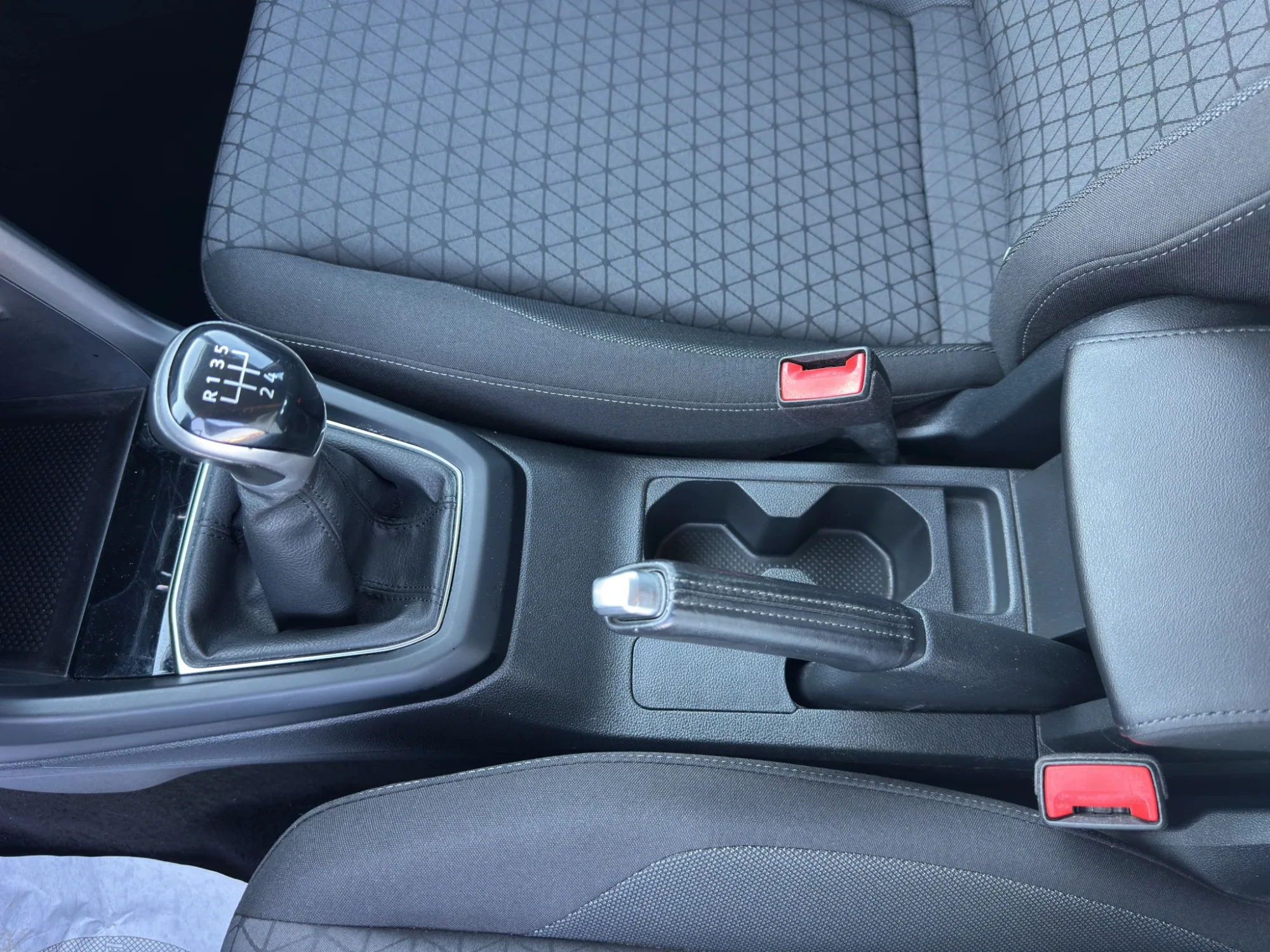 Volkswagen T-Cross 1.0 TSI 95 CV Style 2022 — foto 17 di 21