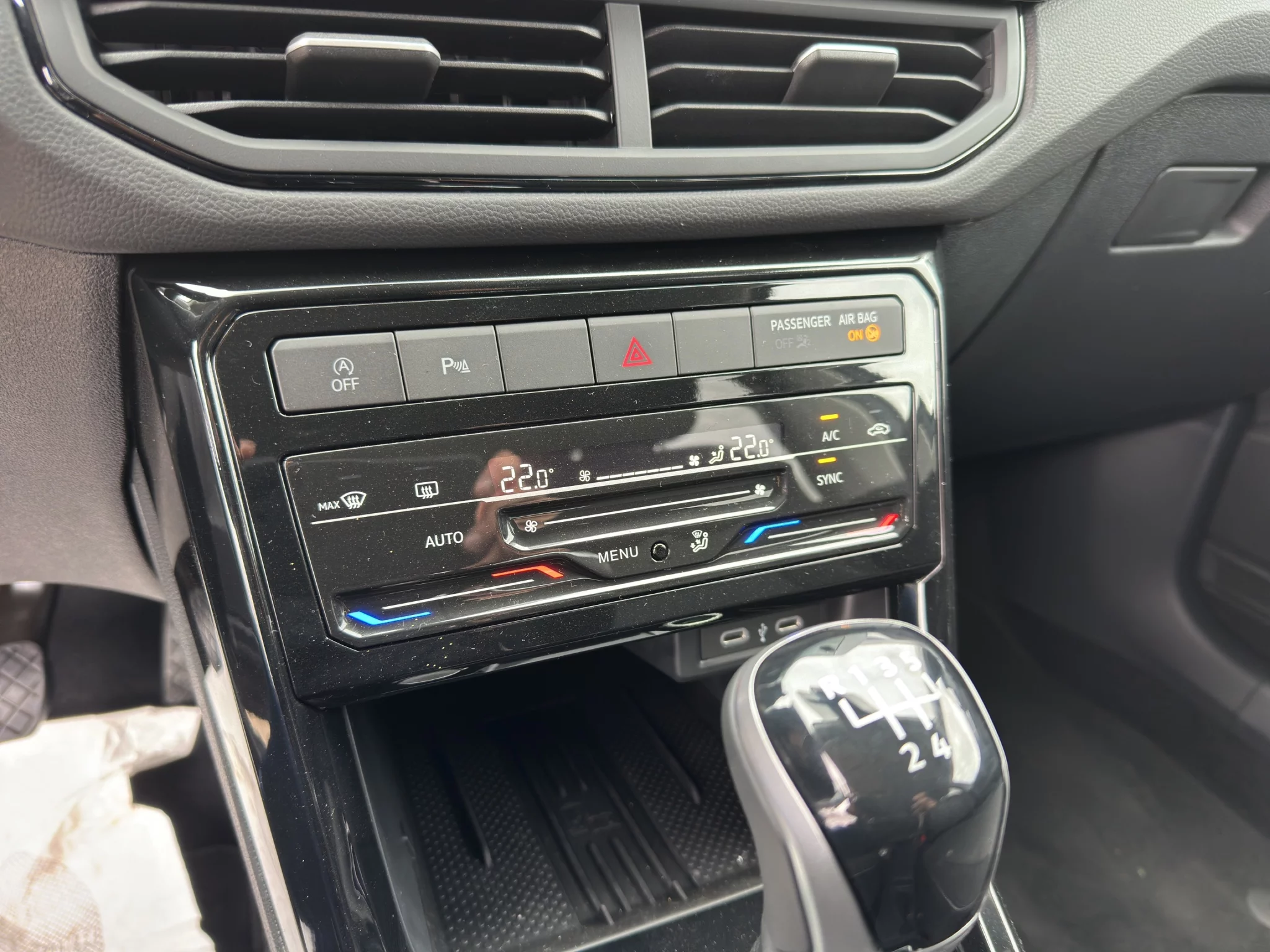 Volkswagen T-Cross 1.0 TSI EDITION PLUS 2025 — foto 16 di 20