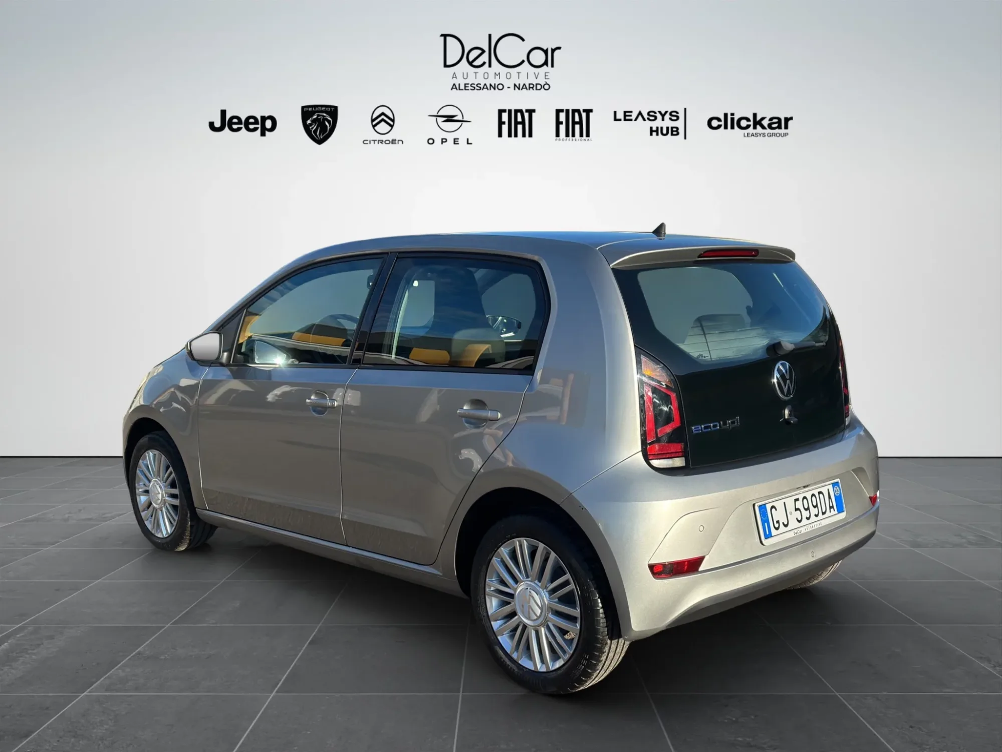 Volkswagen UP! ECO MOVE 1.0 METANO 2022 — foto 4 di 21
