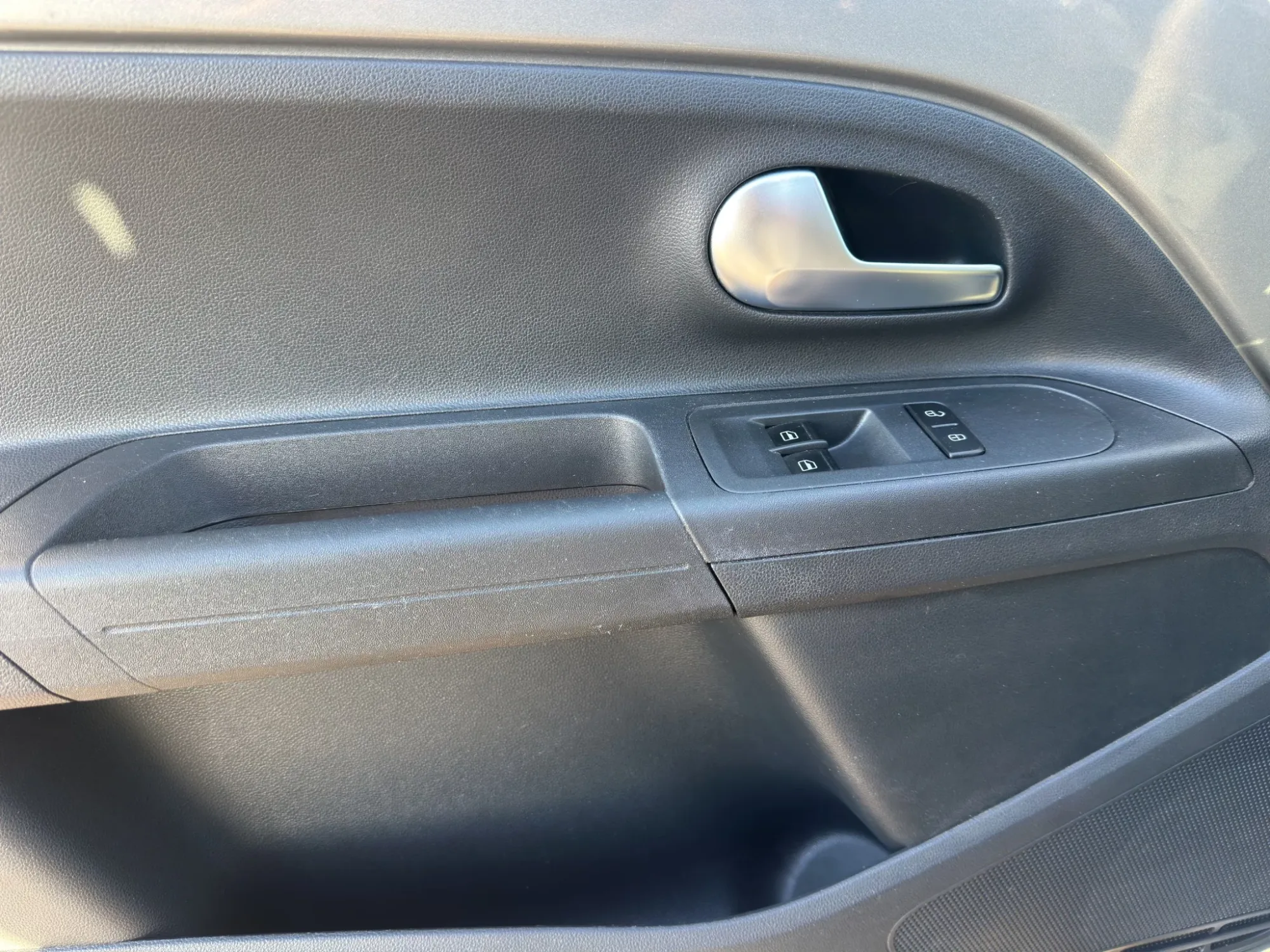 Volkswagen UP! ECO MOVE 1.0 METANO 2022 — foto 12 di 21