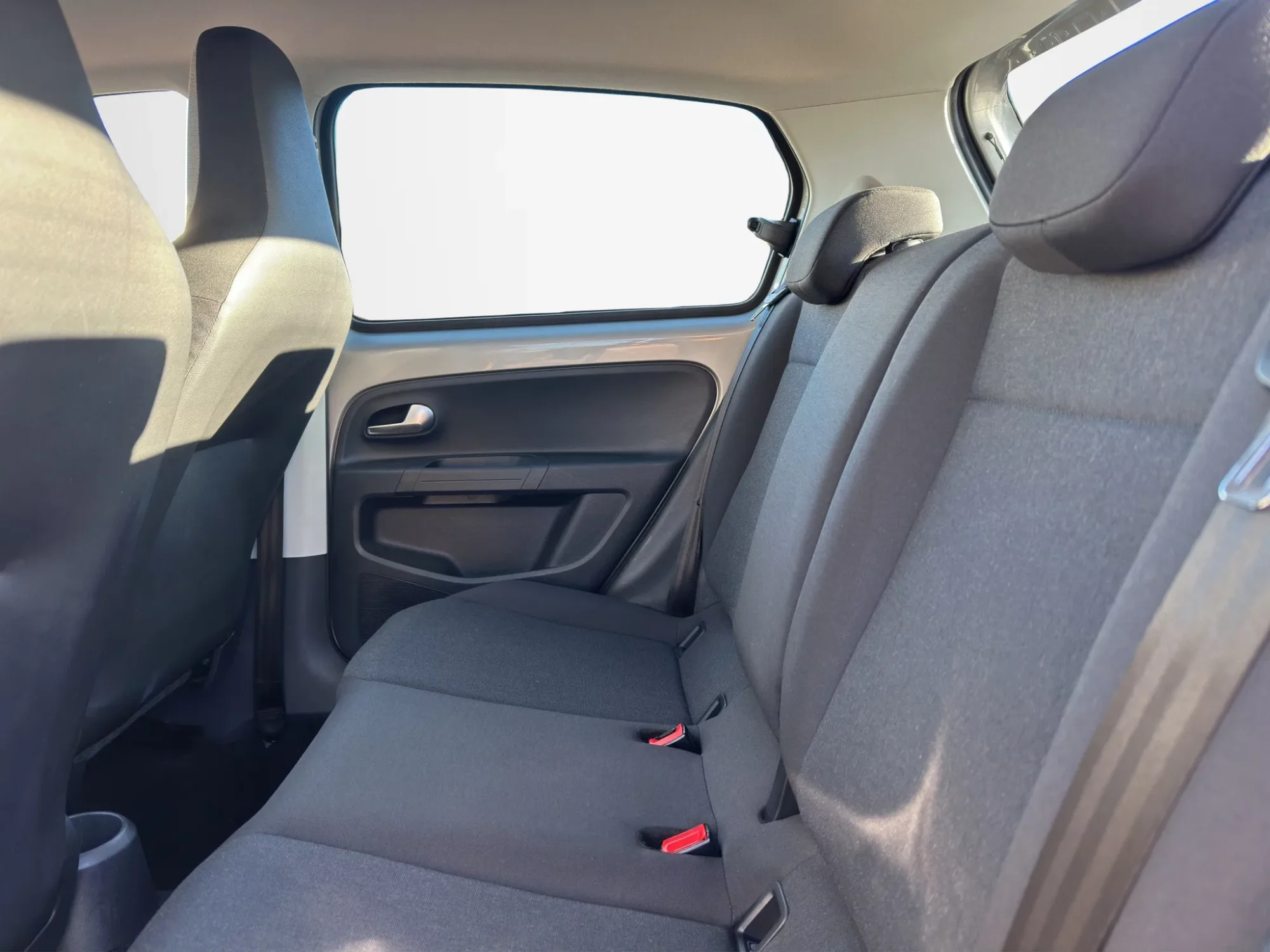 Volkswagen UP! ECO MOVE 1.0 METANO 2022 — foto 13 di 21