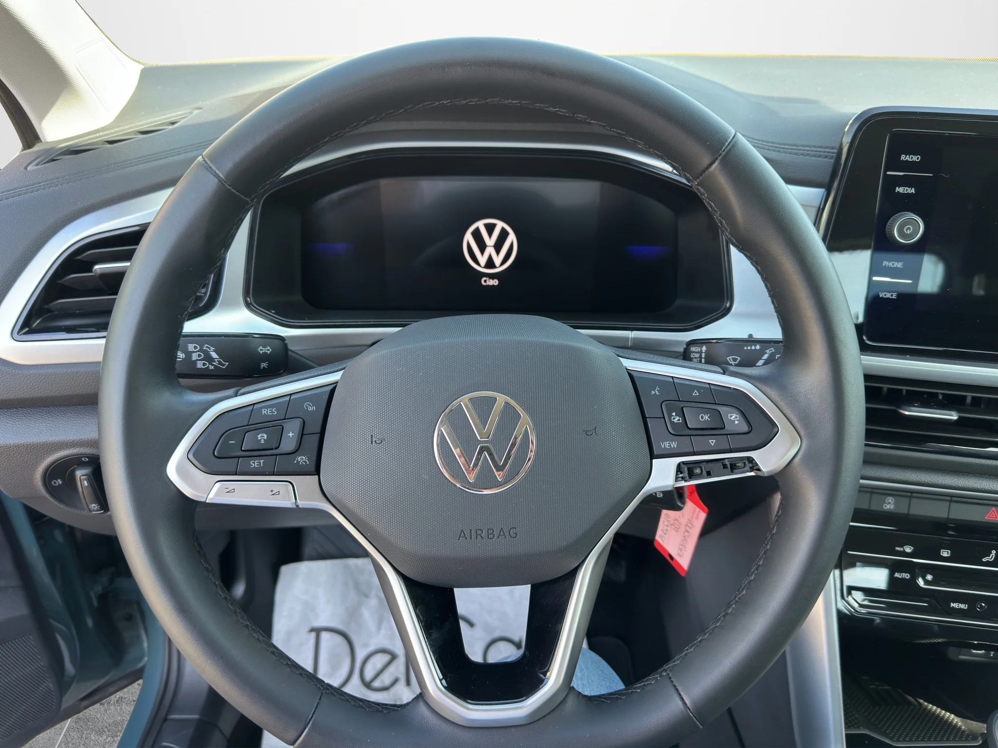 Volkswagen T-Roc 2.0 TDI LIFE 2025 — foto 9 di 18