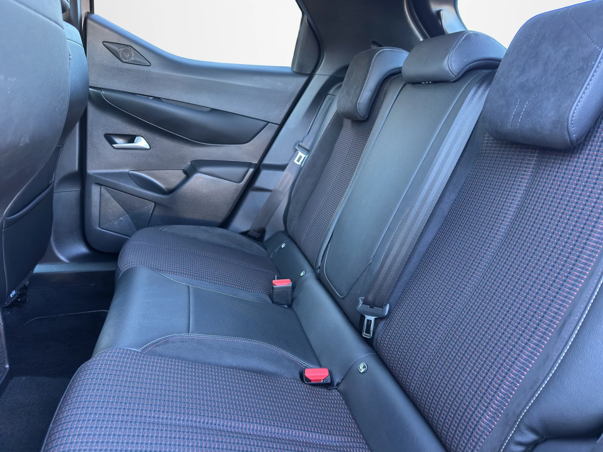 DS DS3 CROSSBACK ÉTOILE 1.5 BLUEHDi EAT8 2020 — foto 13 di 22