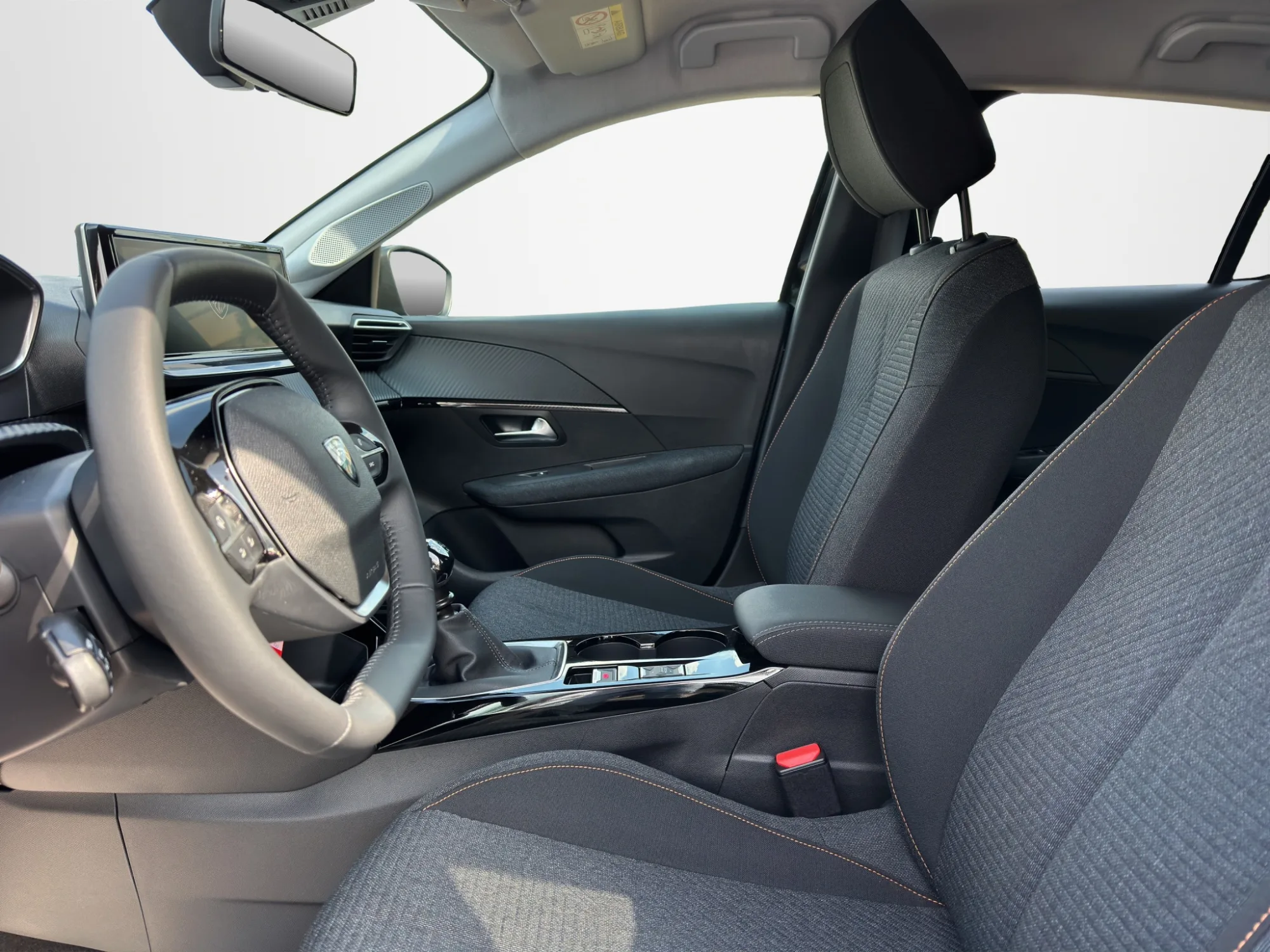 Peugeot 208 Business 2026 — foto 9 di 19