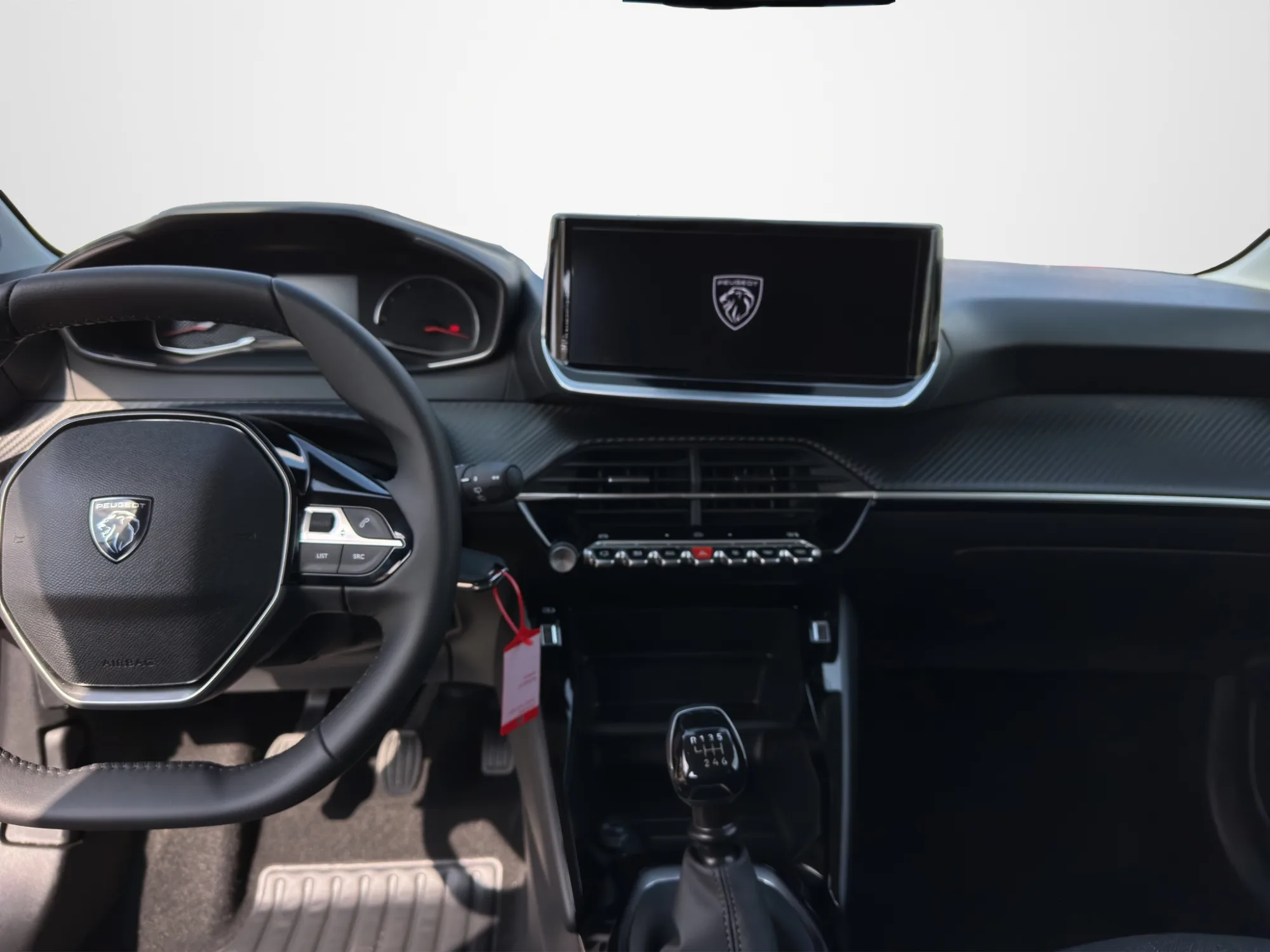 Peugeot 208 Business 2026 — foto 14 di 19