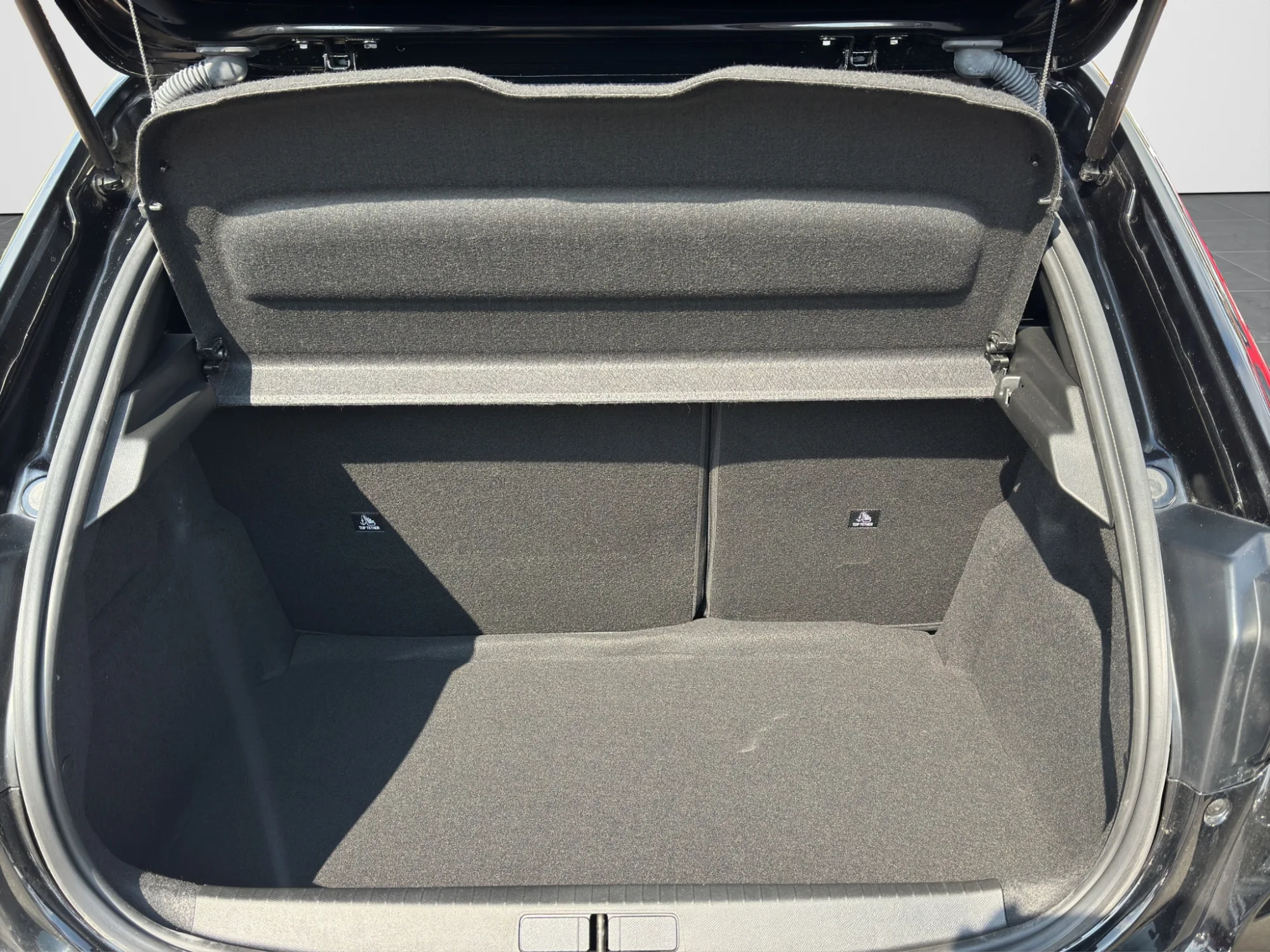 Peugeot 208 Business 2026 — foto 19 di 19