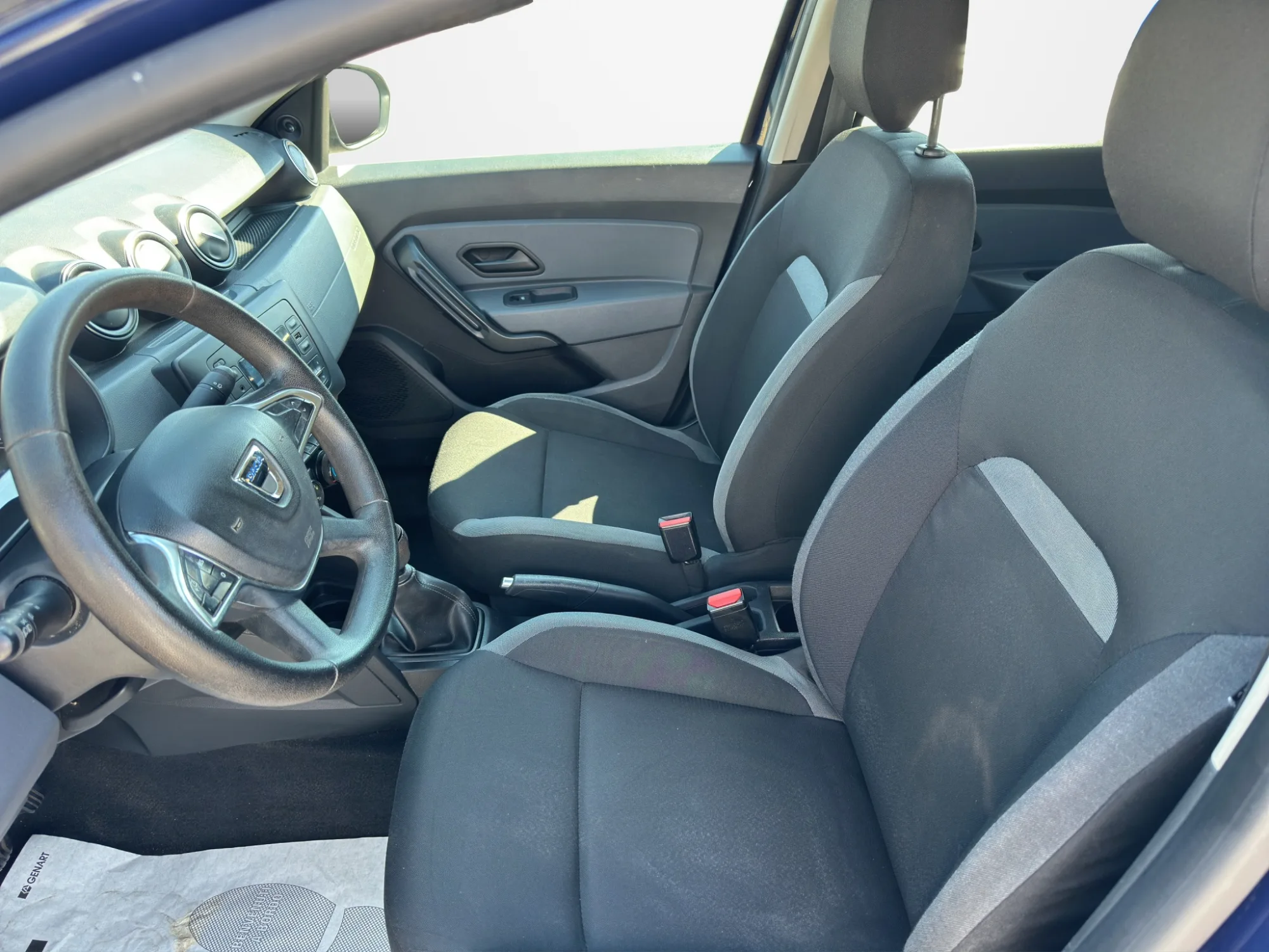 Dacia Duster 1.5 dCi 90 Cv. Essential 2018 — foto 9 di 20