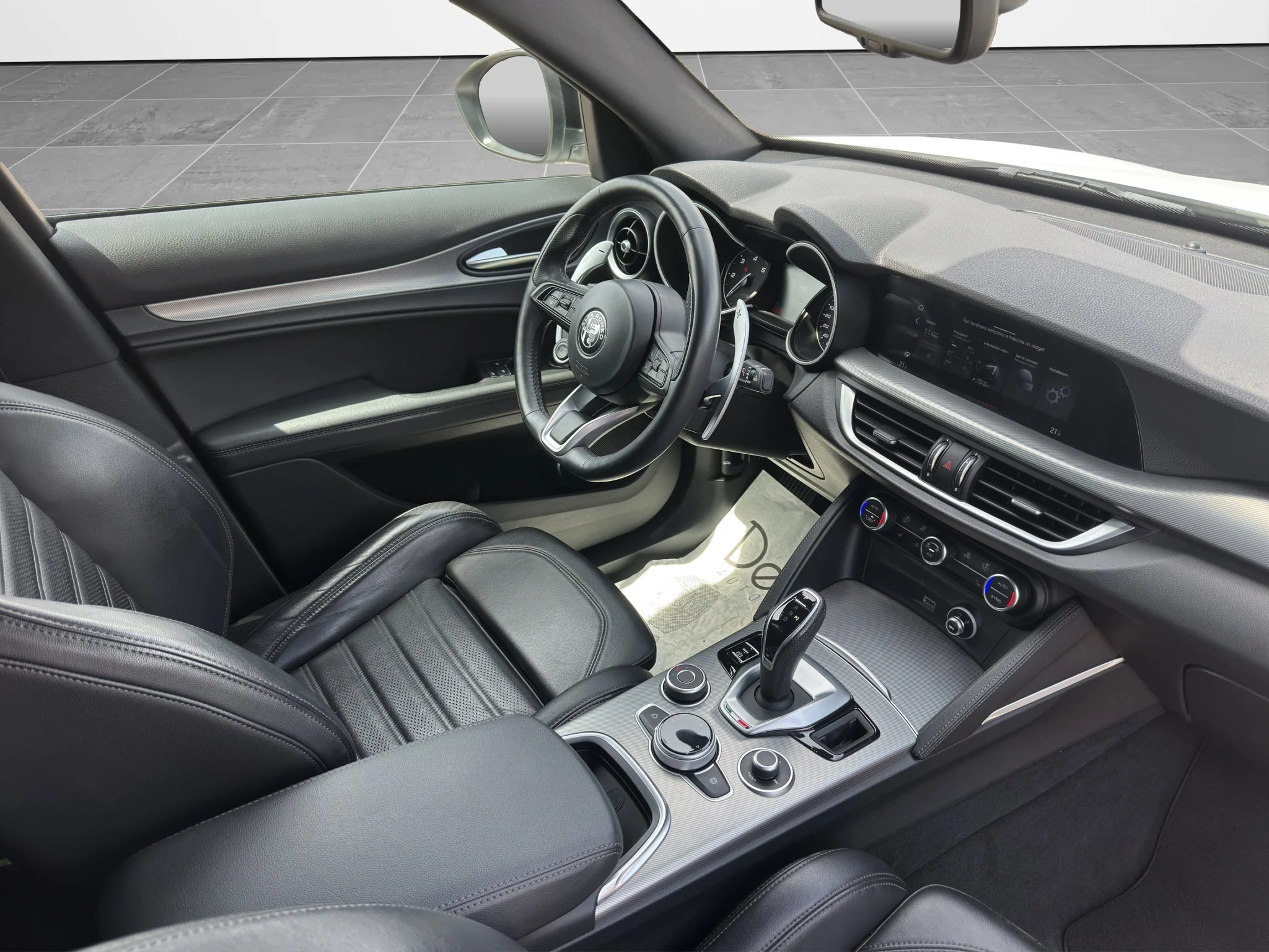 Alfa Romeo Stelvio 2.2 TD VELOCE AT8 Q4 2022 — foto 18 di 23
