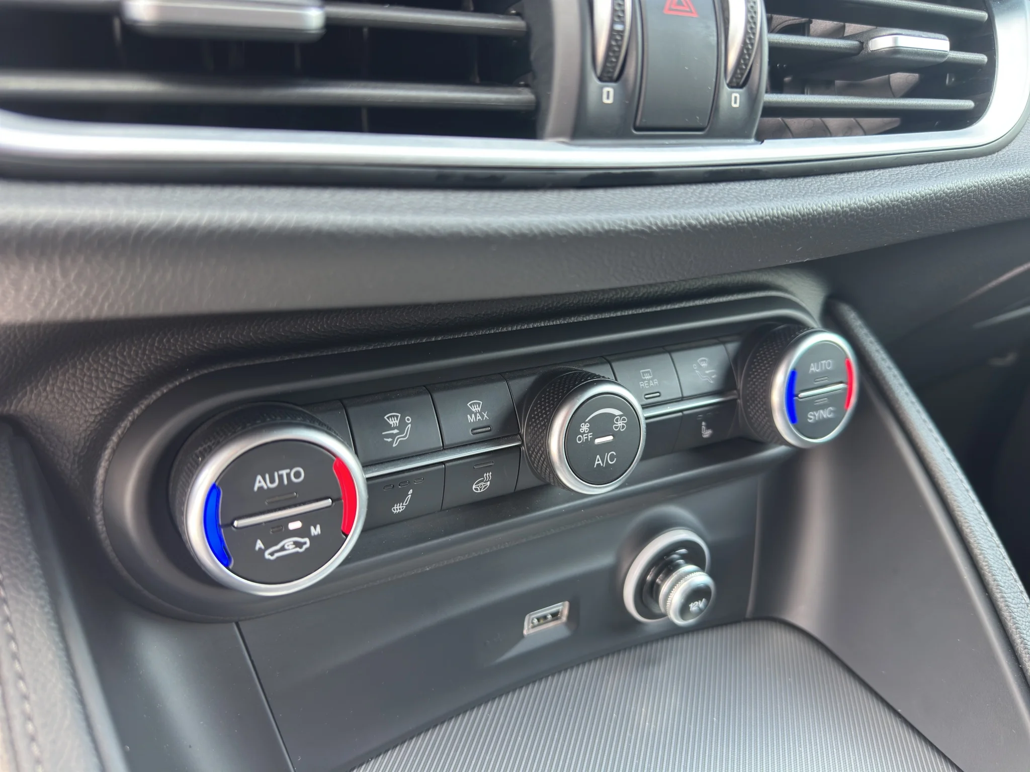 Alfa Romeo Stelvio 2.2 TD VELOCE AT8 Q4 2022 — foto 15 di 23