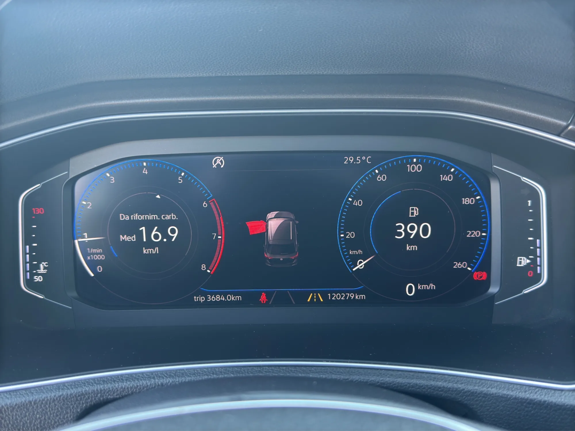 Volkswagen T-Roc 1.0 TSI 115 Cv Style 2019 — foto 11 di 20