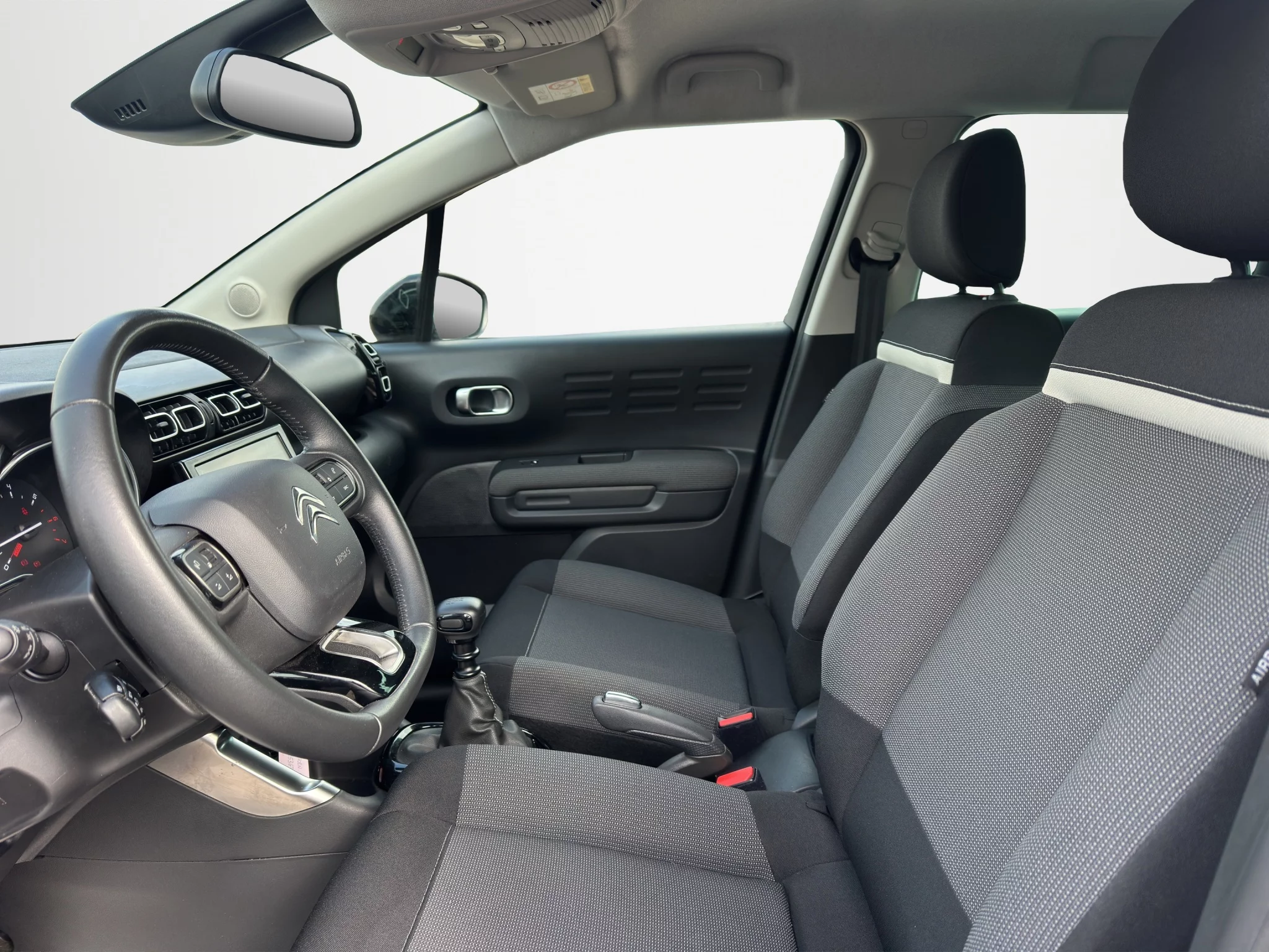 Citroën C3 AIRCROSS 1.5 BLUEHDI SHINE 2023 — foto 8 di 20