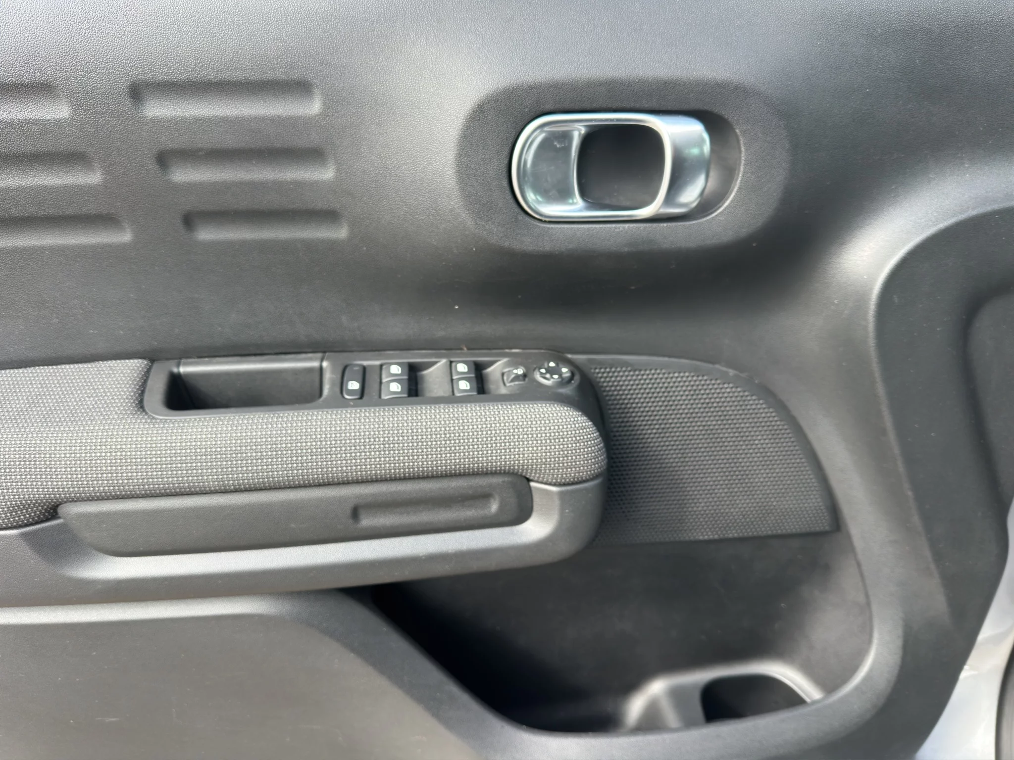 Citroën C3 AIRCROSS 1.5 BLUEHDI SHINE 2023 — foto 11 di 20