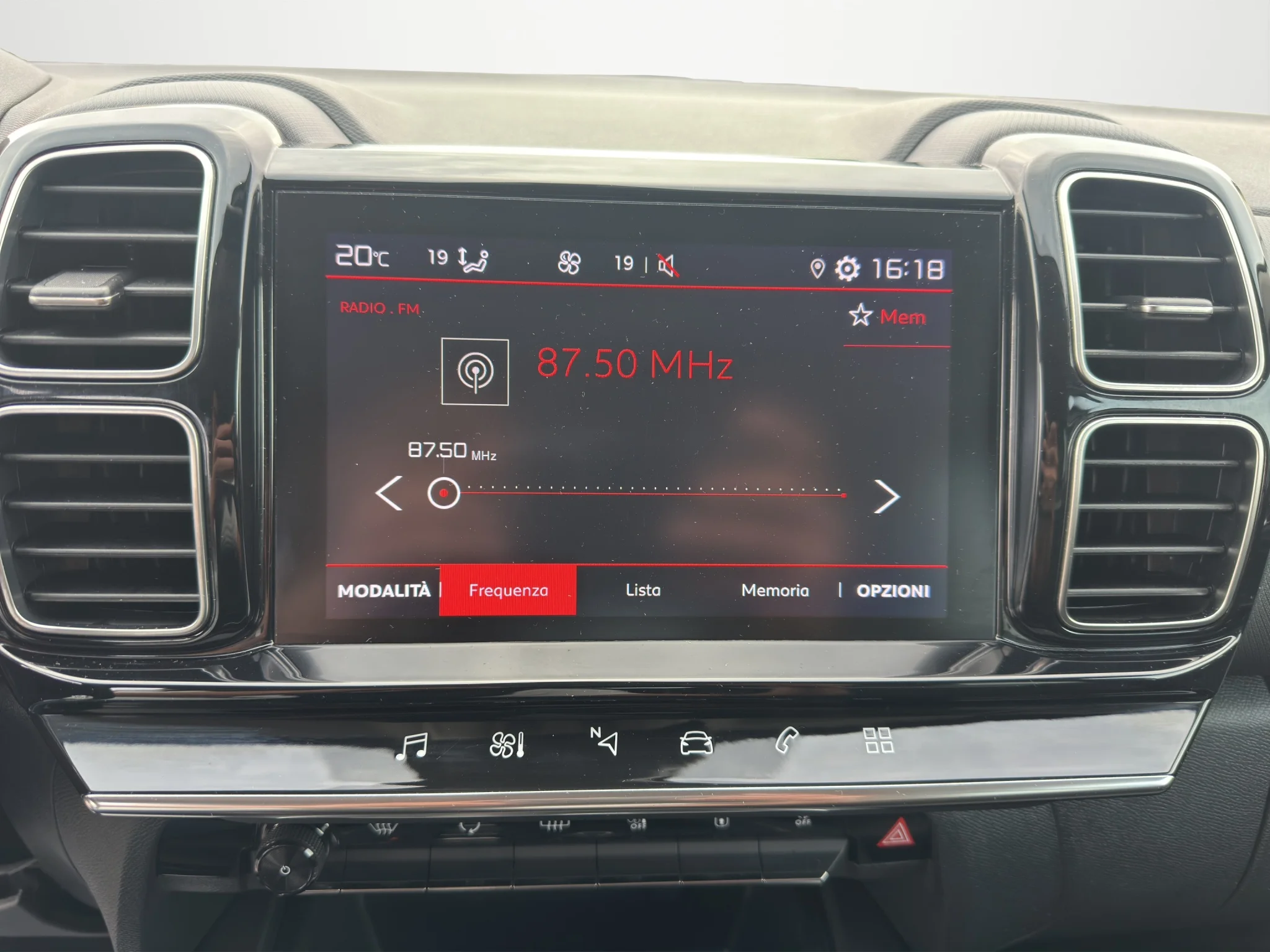 Citroën C5 AIRCROSS 1.5 BLUEHDI EAT8 FEEL PACK 2023 — foto 15 di 23