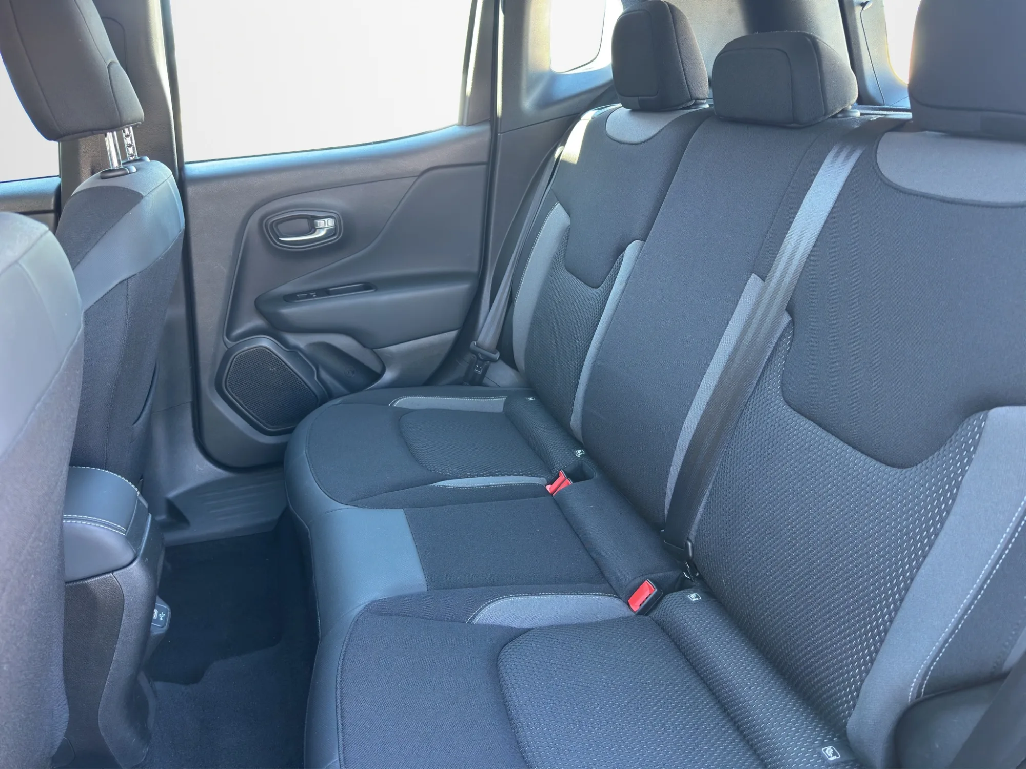 Jeep Renegade 1.6 MJT 130 Cv. Limited 2022 — foto 13 di 22