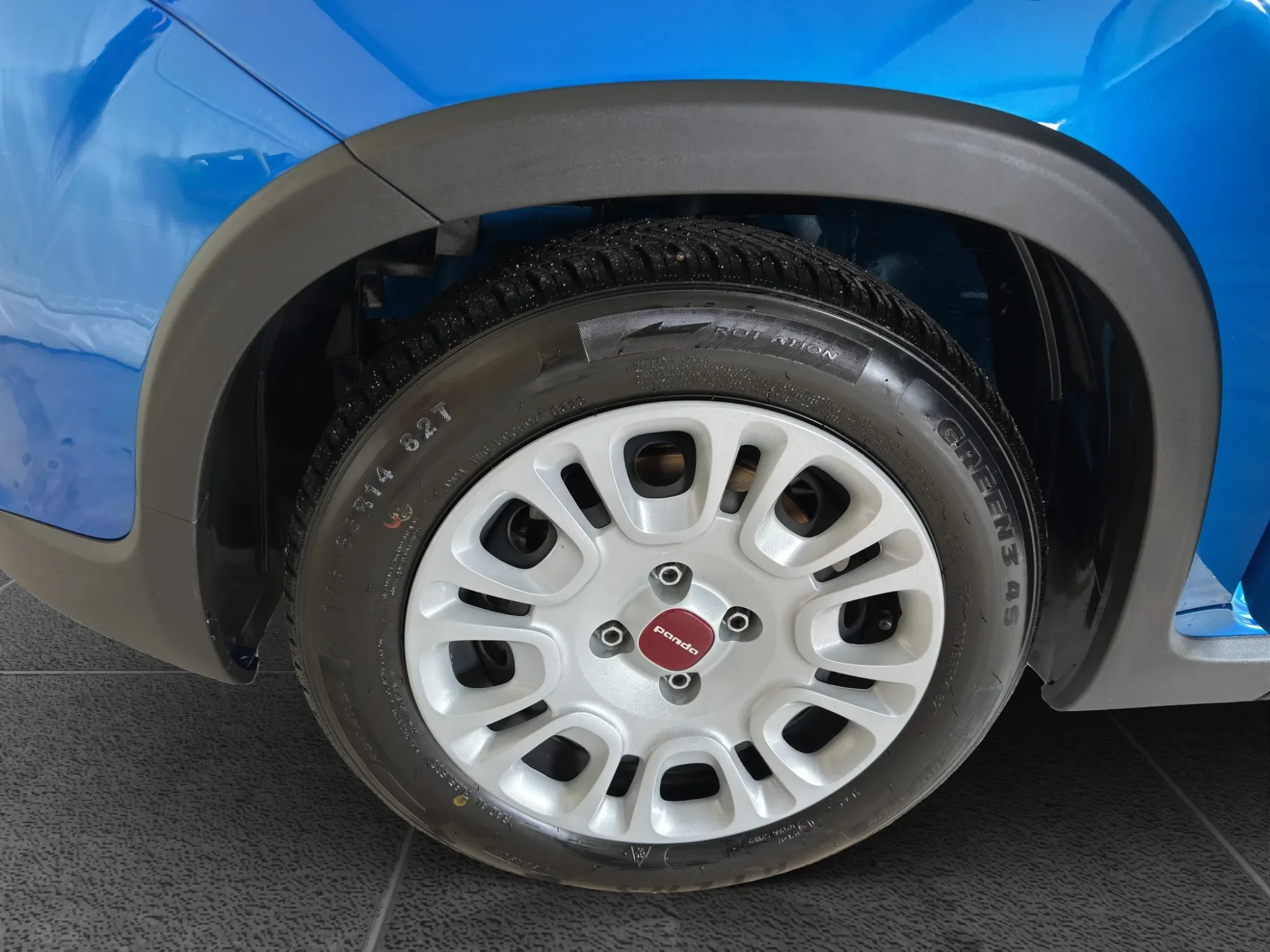 Fiat Panda 1.0 HYBRID 2023 — foto 17 di 17