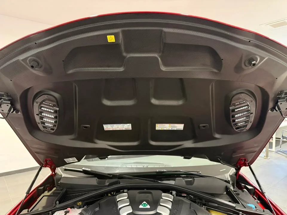 Alfa Romeo Giulia QUADRIFOGLIO 2.9 V6 BI-TURBO 2026 — foto 9 di 24