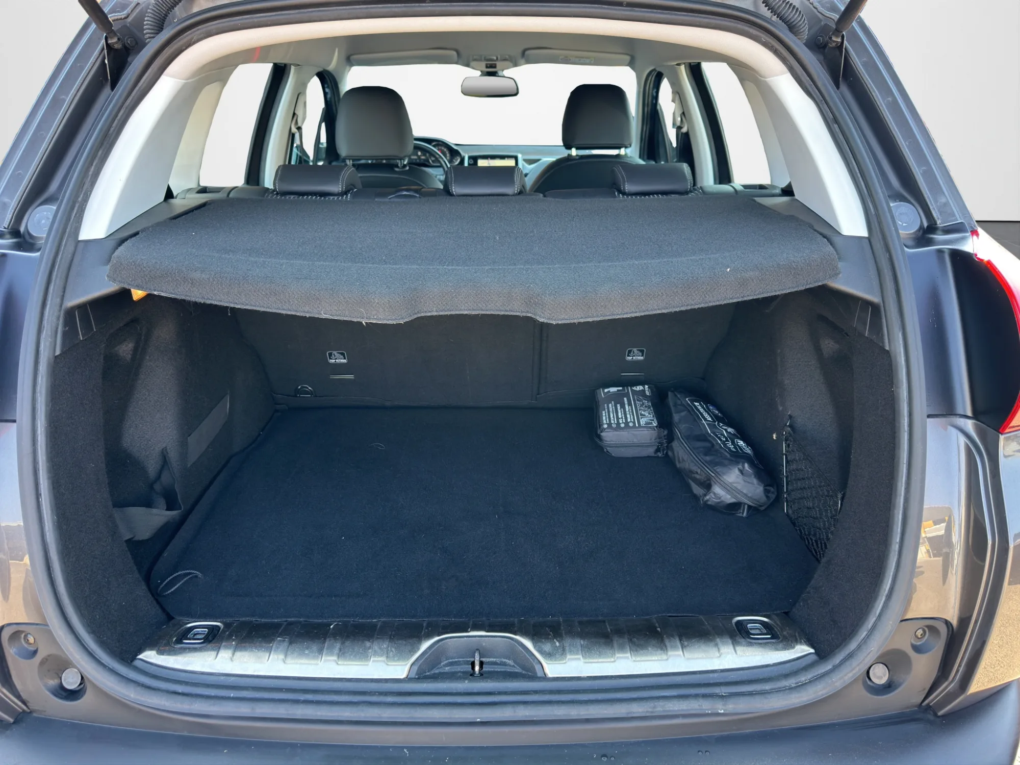 Peugeot 2008 1.5 100 Cv BlueHDI Allure 2019 — foto 19 di 21