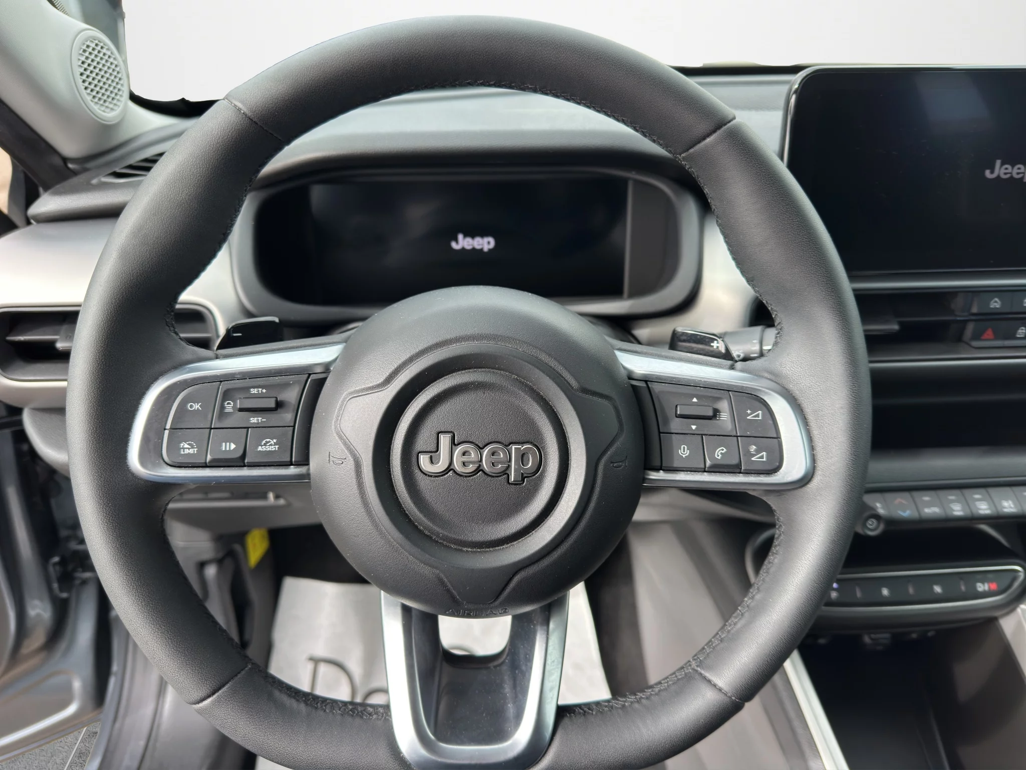 Jeep Avenger 1.2 TURBO MHEV ALTITUDE 2024 — foto 9 di 19