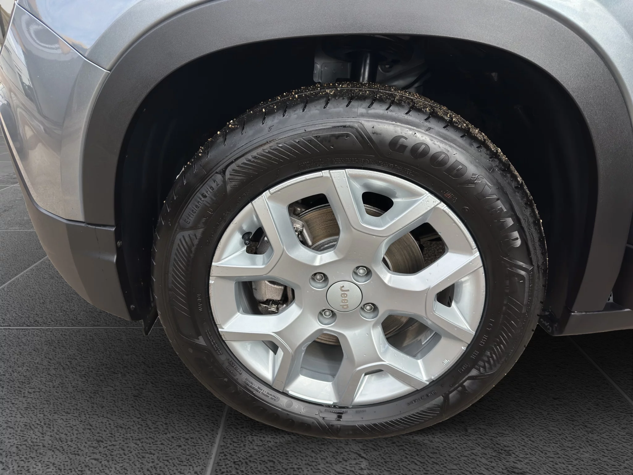 Jeep Avenger 1.2 TURBO MHEV ALTITUDE 2024 — foto 19 di 19
