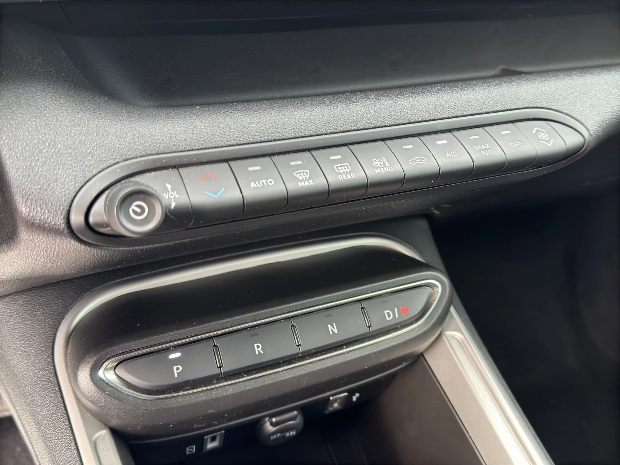 Jeep Avenger 1.2 TURBO MHEV ALTITUDE 2024 — foto 15 di 19