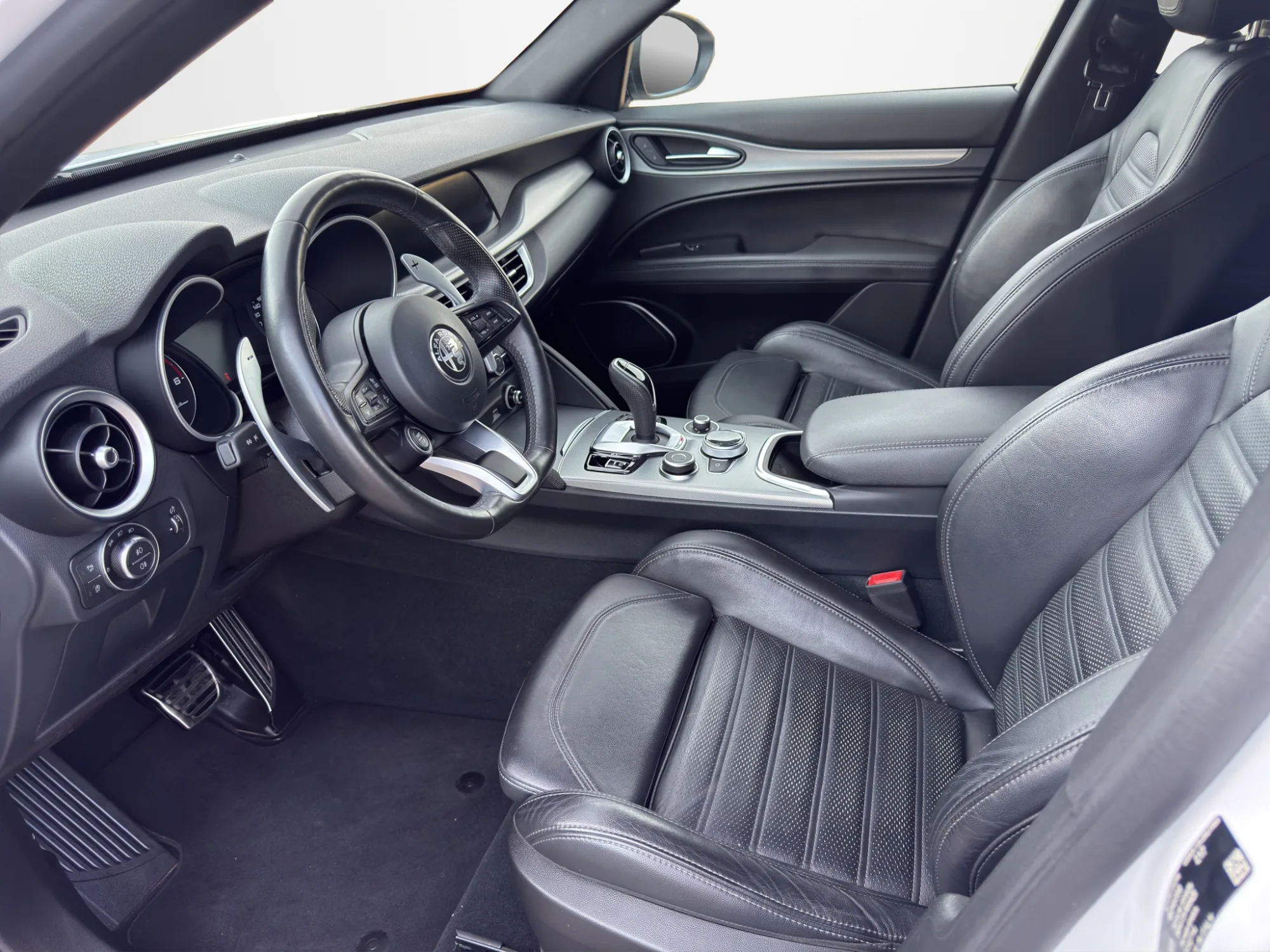 Alfa Romeo Stelvio 2.2 TD 210 Cv. Veloce AT8 Q4 2022 — foto 9 di 21