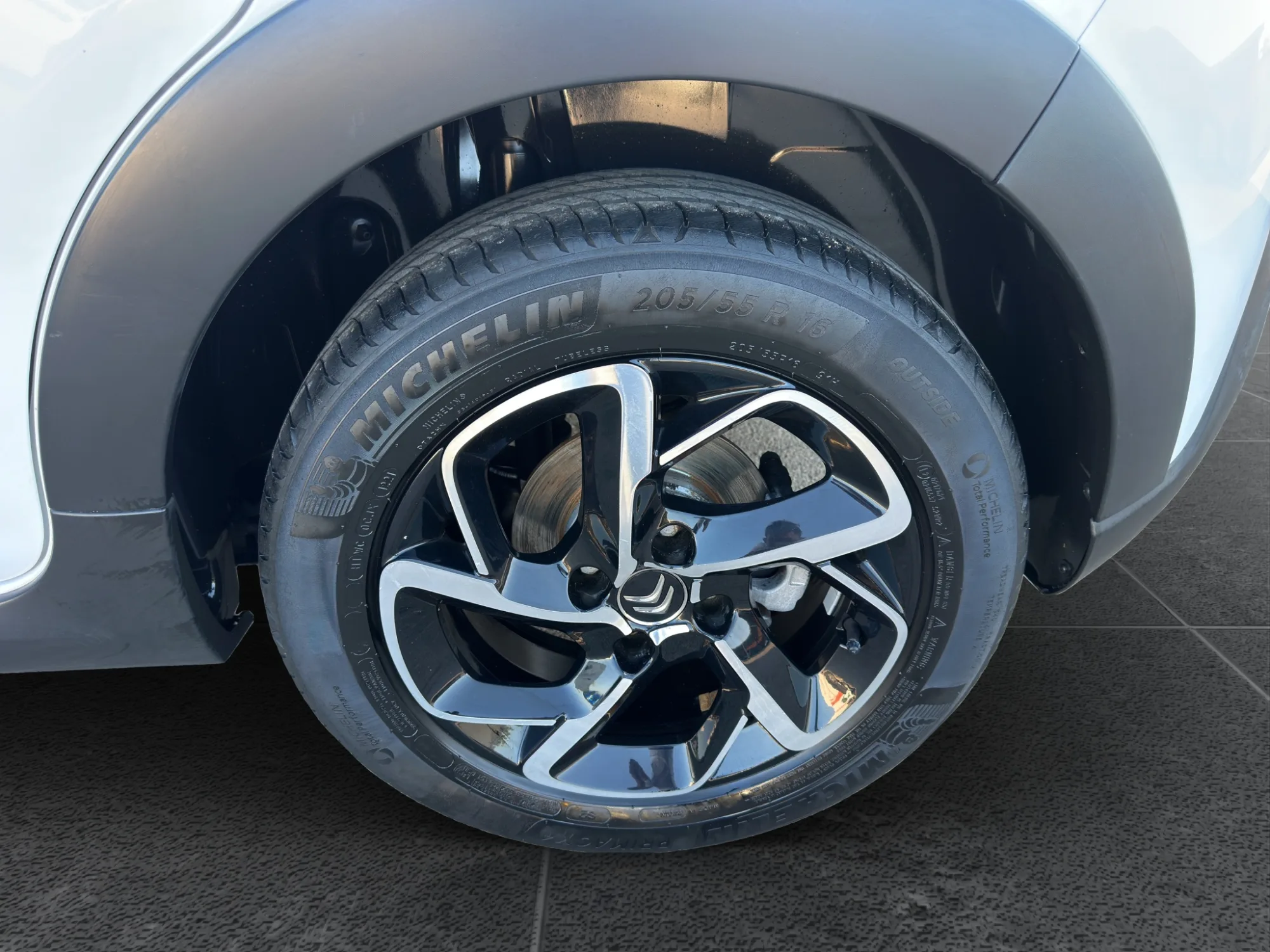 Citroën C3 1.5 BlueHDi 100 Cv. Feel 2019 — foto 22 di 22
