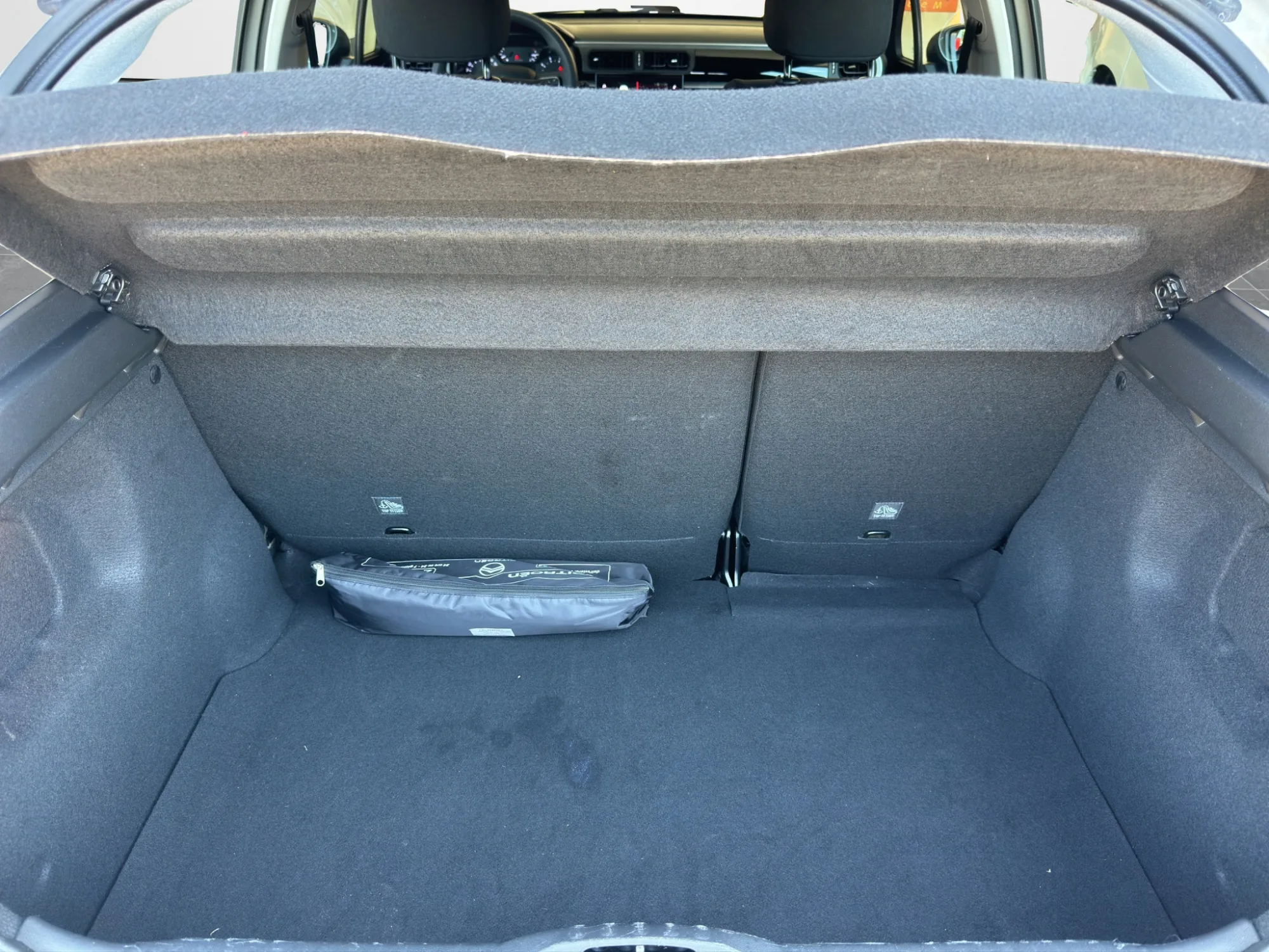 Citroën C3 1.5 BlueHDI 100 Cv. Plus 2024 — foto 19 di 20