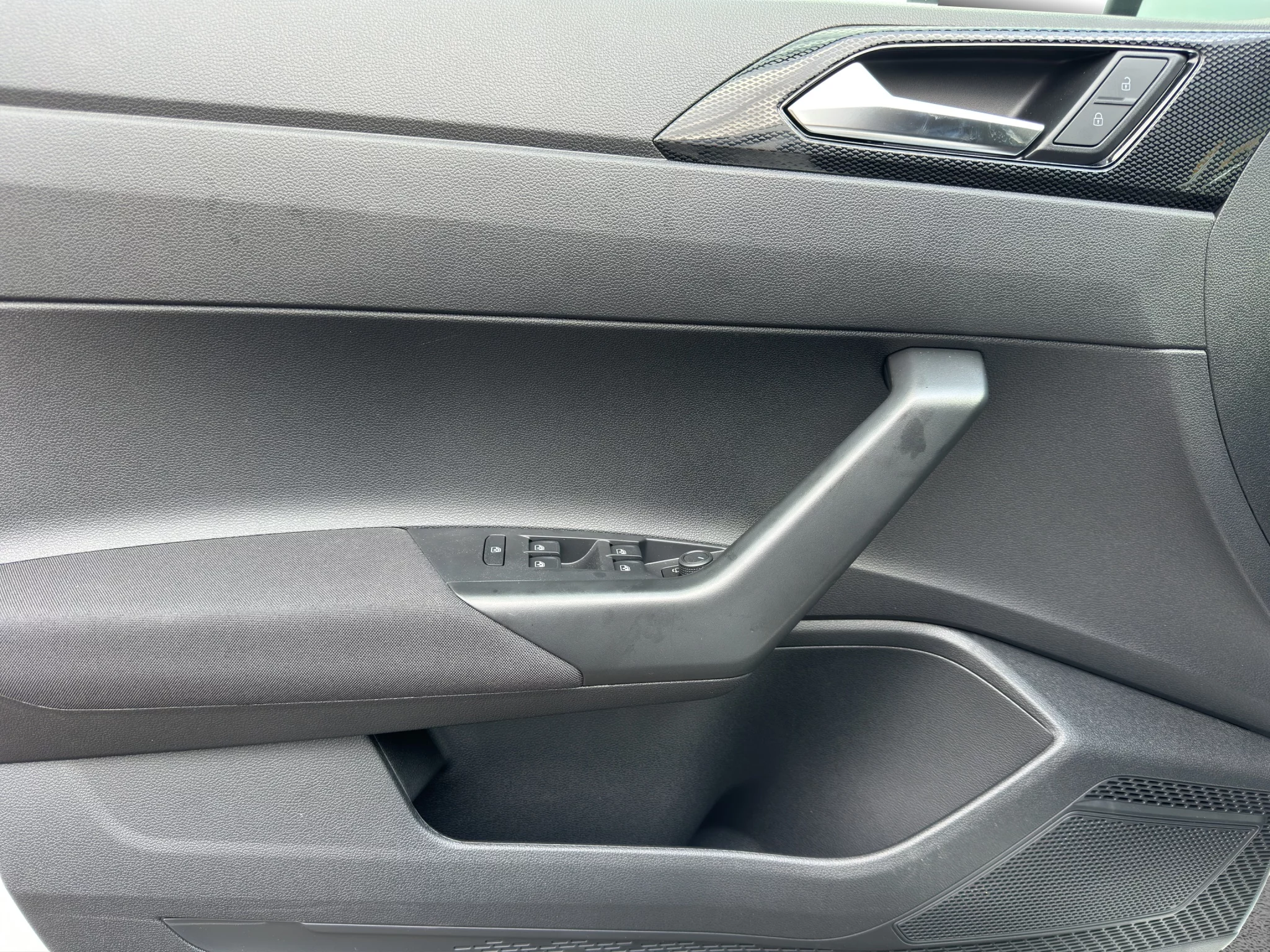 Volkswagen Taigo 1.0 TSI EDITION PLUS 2025 — foto 12 di 20