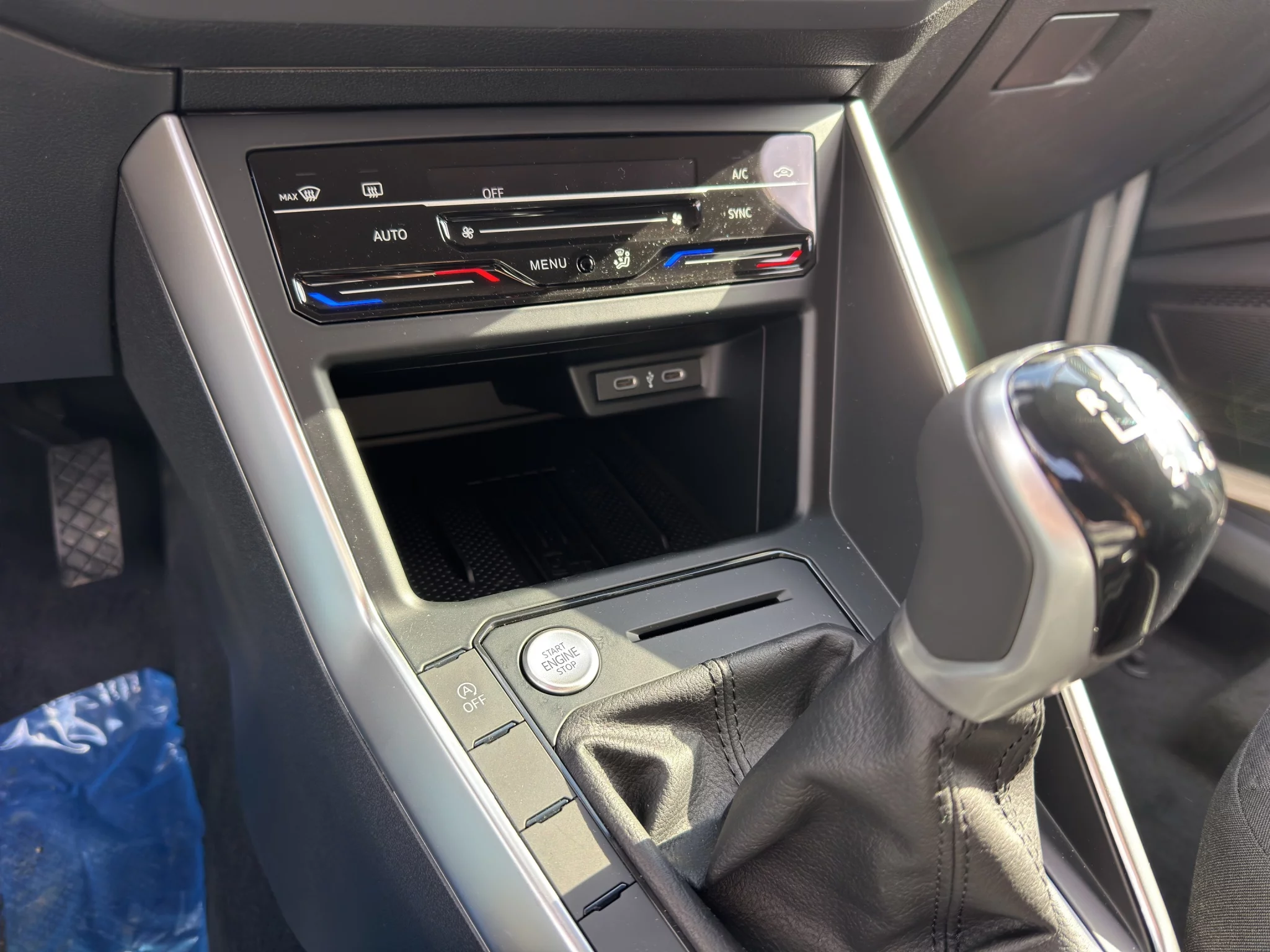 Volkswagen Taigo 1.0 TSI EDITION PLUS 2025 — foto 16 di 20