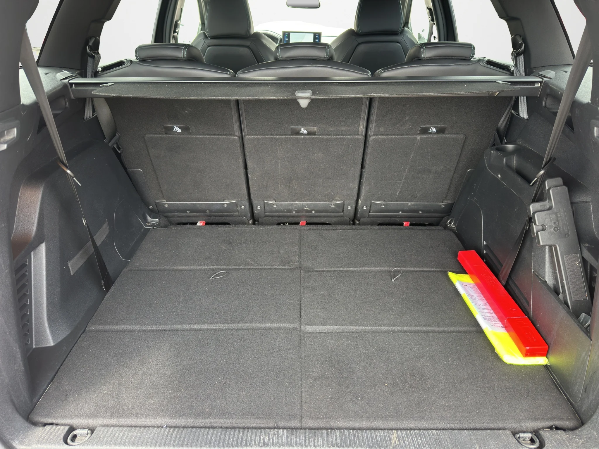 Peugeot 5008 1.5 BLUEHDI EAT8 2023 — foto 20 di 21