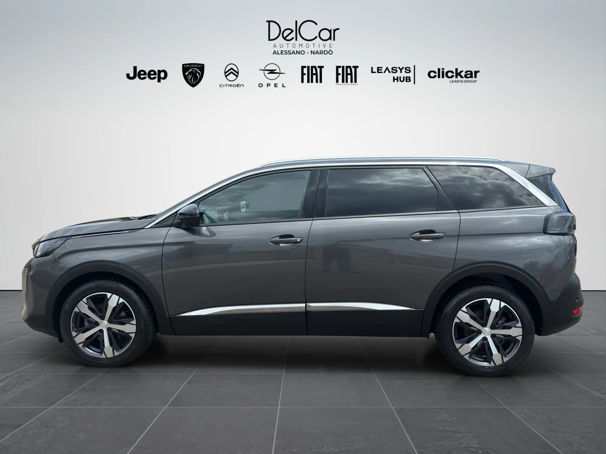 Peugeot 5008 1.5 BLUEHDI EAT8 2023 — foto 3 di 21