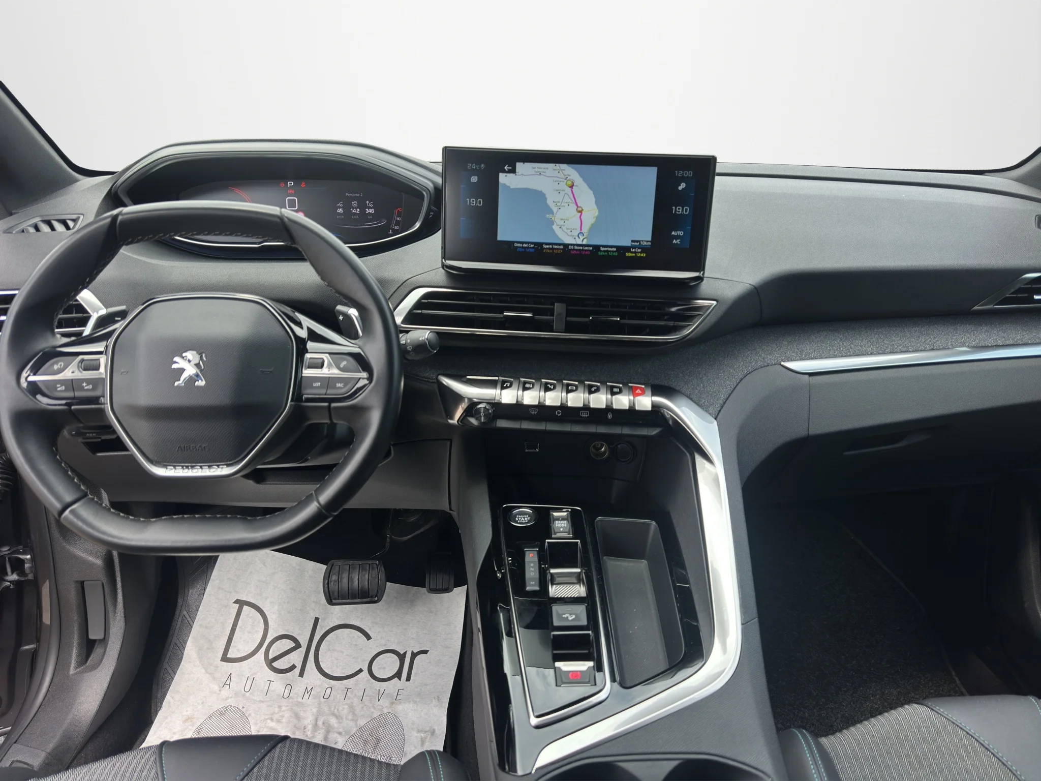 Peugeot 5008 1.5 BLUEHDI EAT8 2023 — foto 14 di 21