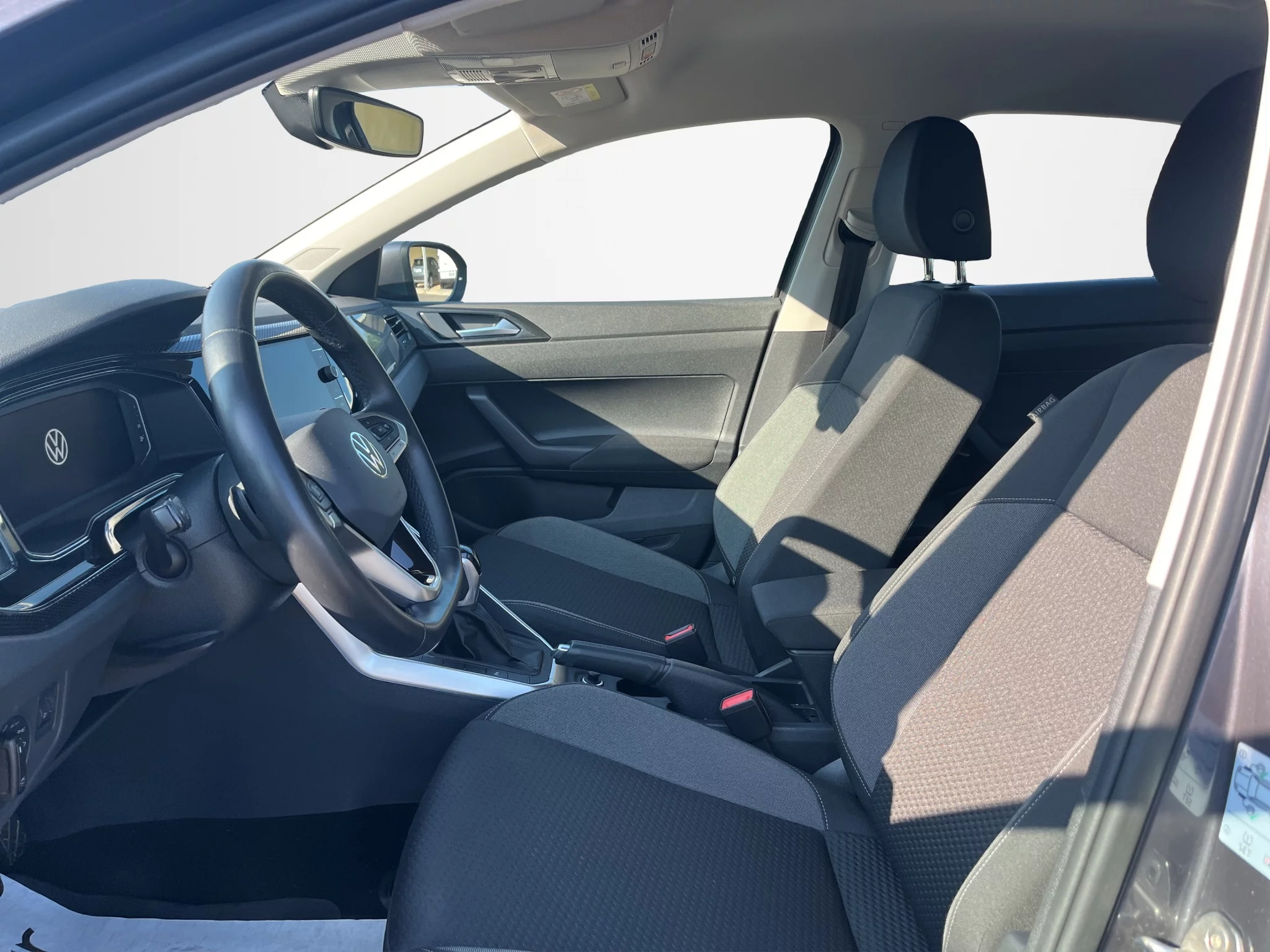 Volkswagen Taigo 1.0 TSI DSG LIFE 2022 — foto 9 di 21