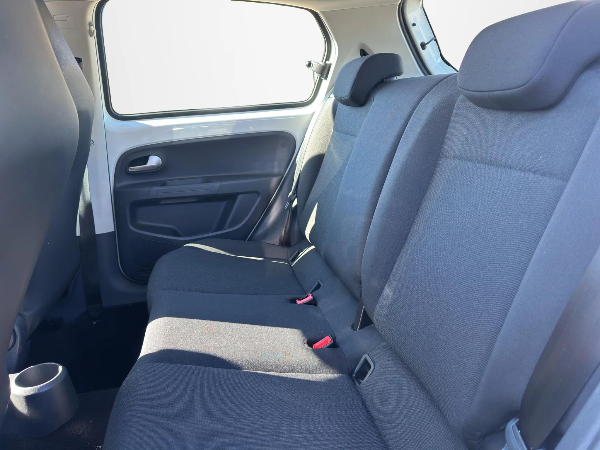 Volkswagen UP! MOVE 1.0 2022 — foto 12 di 21
