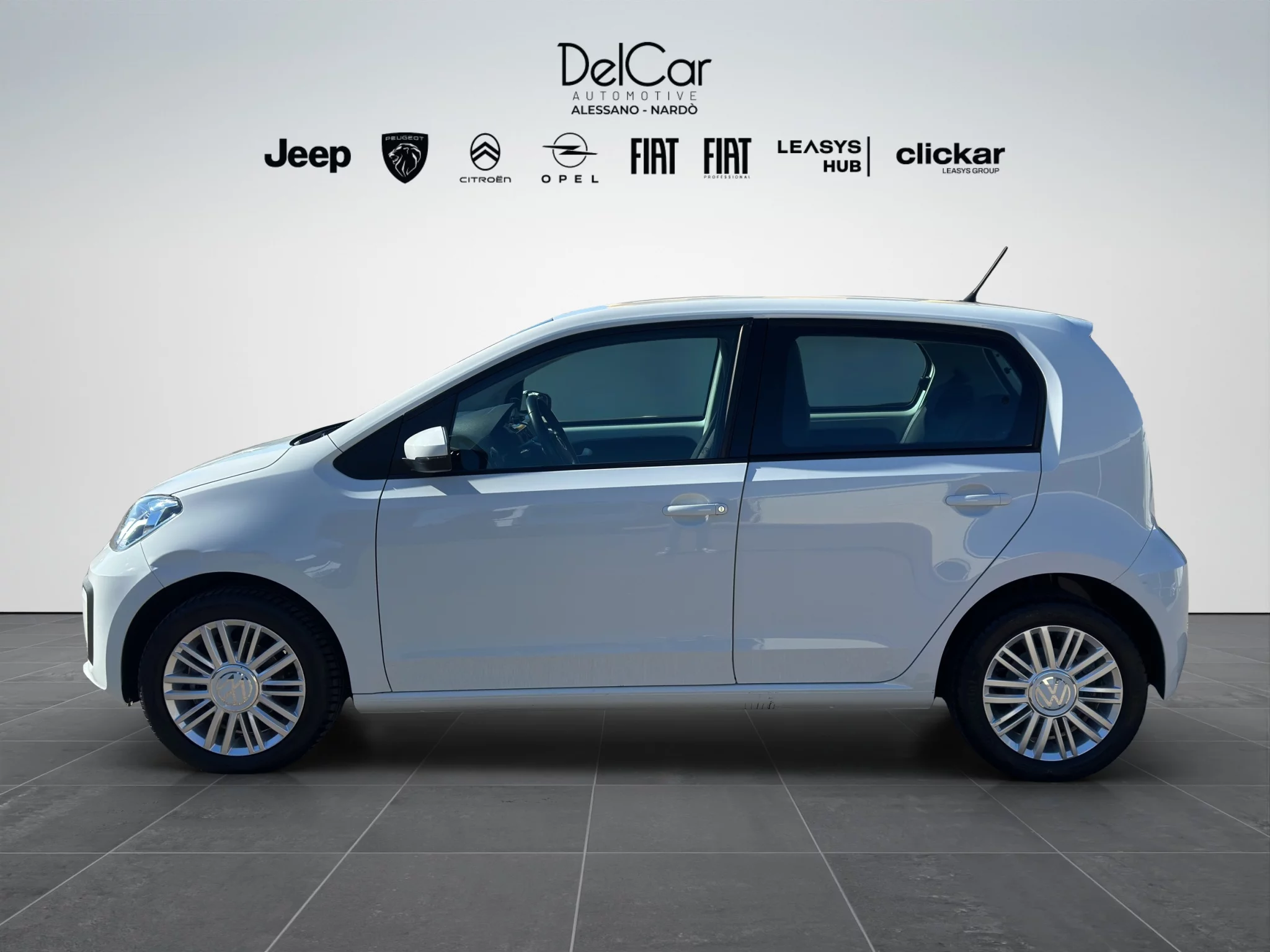 Volkswagen UP! MOVE 1.0 2022 — foto 2 di 21