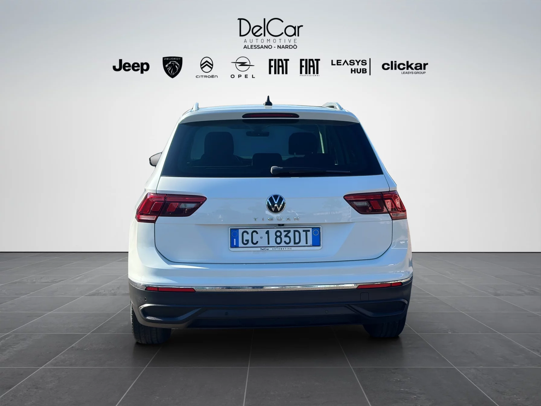 Volkswagen Tiguan 2.0 TDI LIFE 2021 — foto 4 di 21