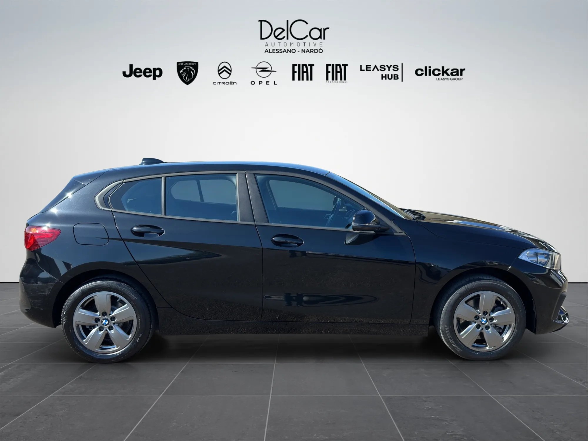 BMW Serie 1 118d 2.0 150 Cv. Business Advantage 2023 — foto 7 di 19