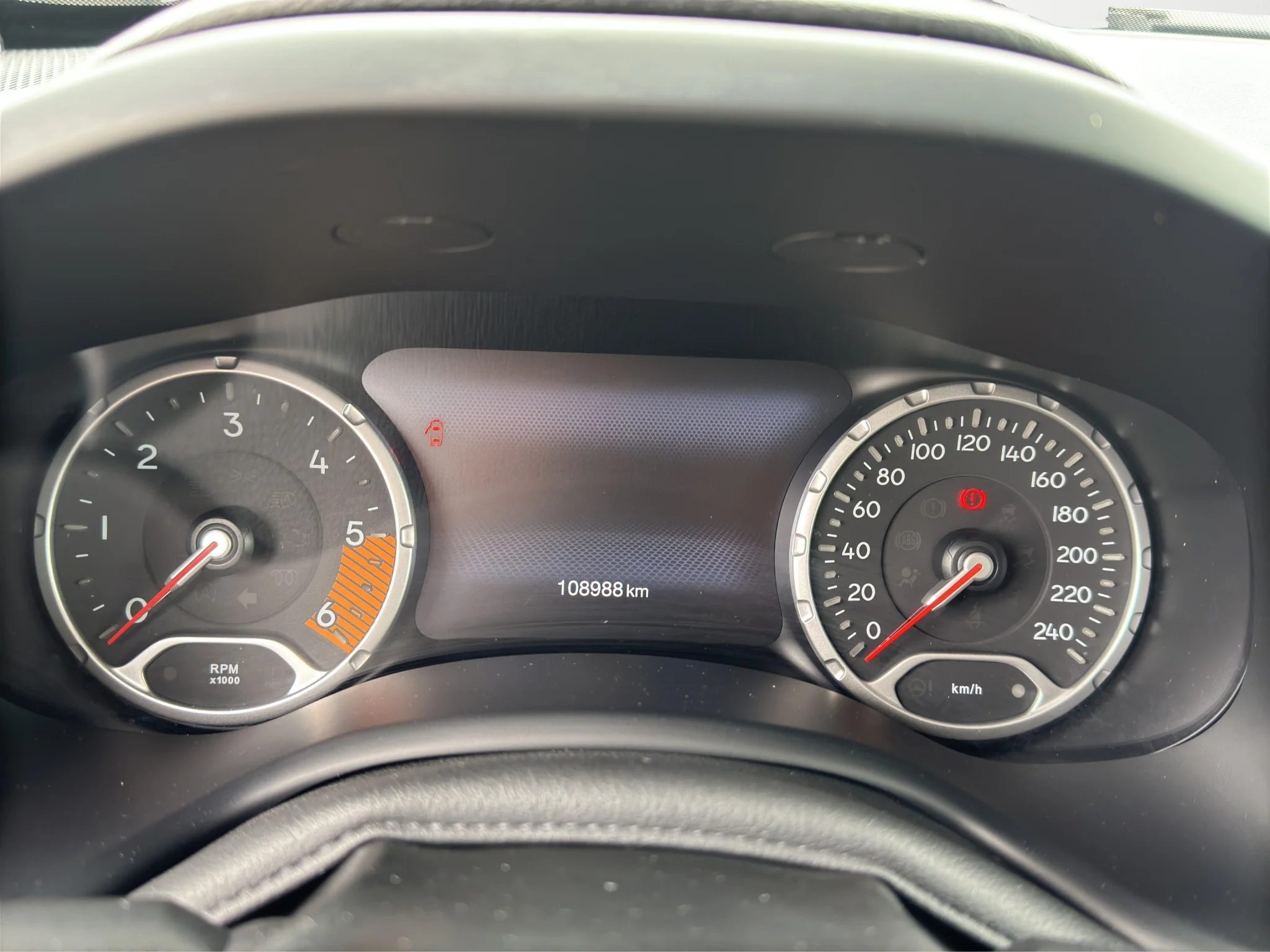 Jeep Renegade 1.6 MJT LIMITED 2021 — foto 10 di 18