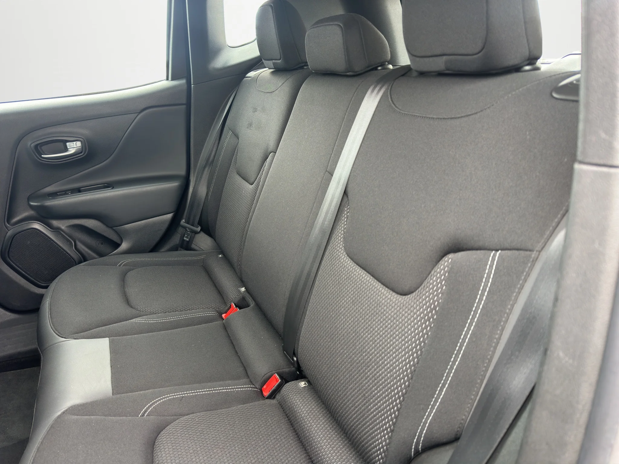 Jeep Renegade 1.6 MJT LIMITED 2021 — foto 12 di 18